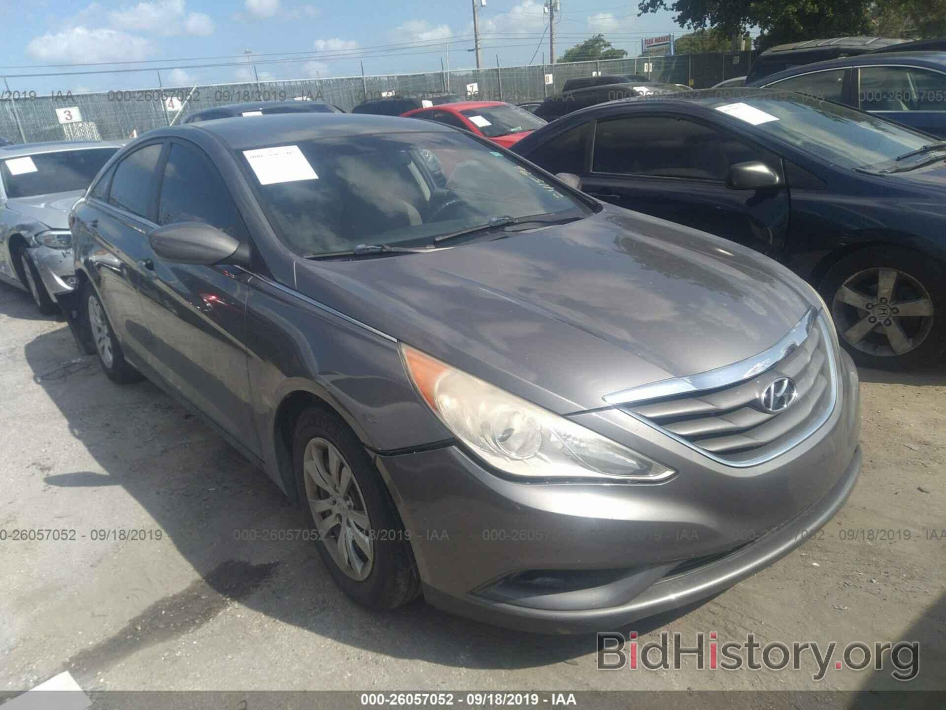 Photo 5NPEB4AC4BH241596 - HYUNDAI SONATA 2011