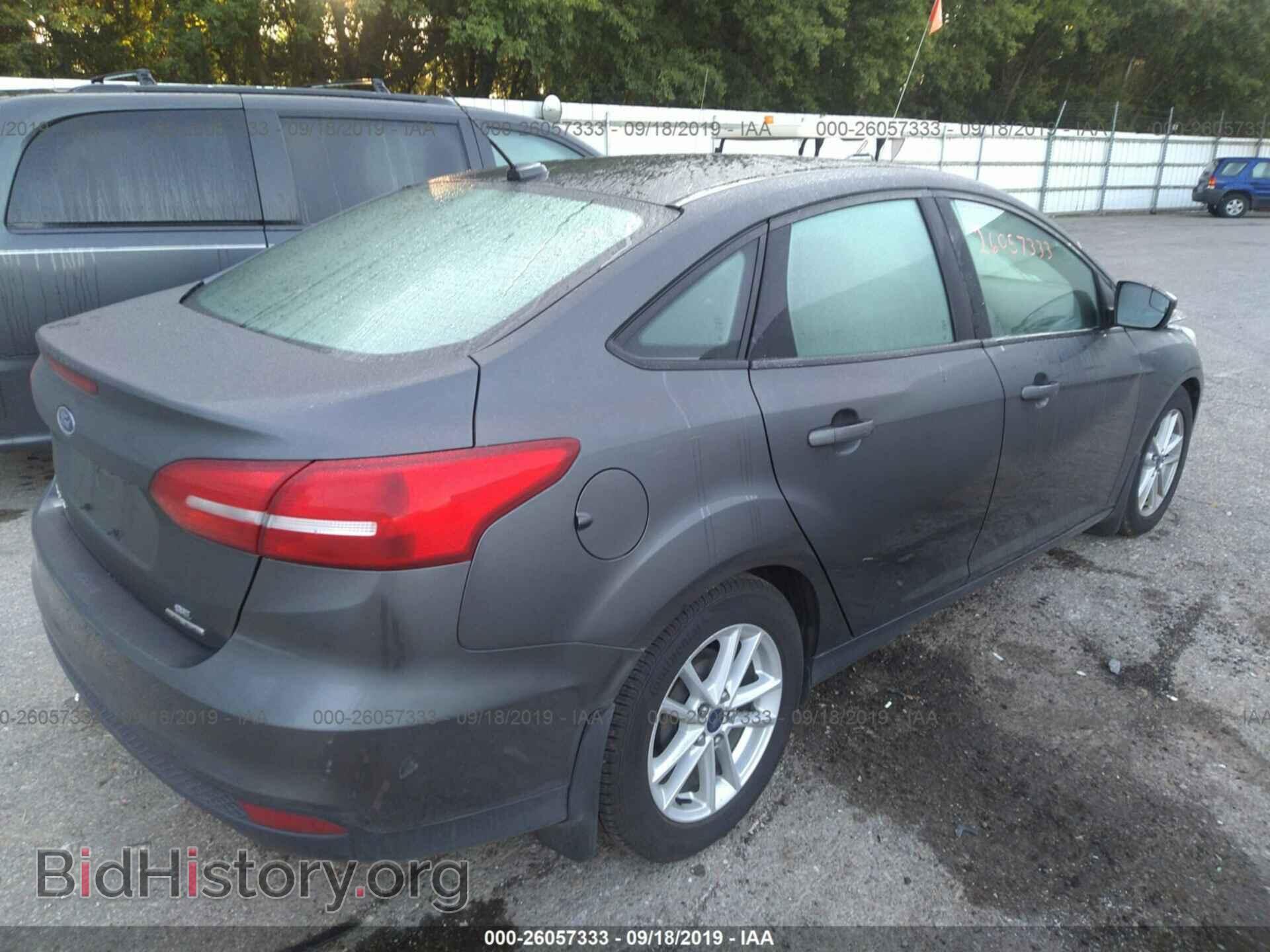 2015 FORD FOCUS - VIN: 1FADP3F2XFL296052 - Photo 4
