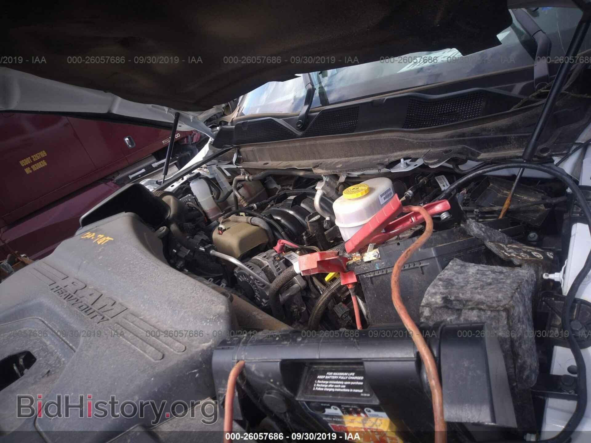 2019 RAM 3500 - VIN: 3C7WRTCJ9KG569971 - Фото 10