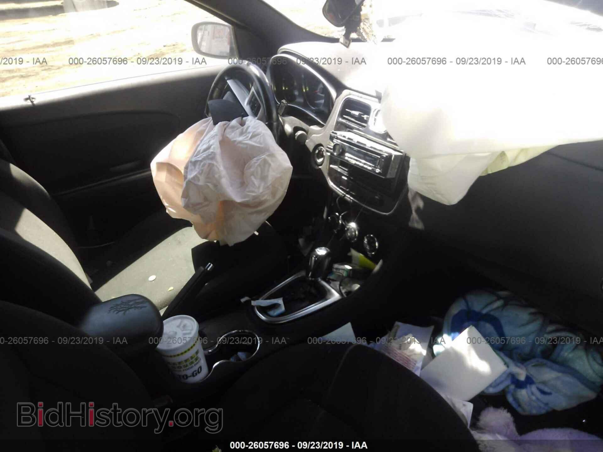 2012 CHRYSLER 200 - VIN: 1C3CCBBB7CN135793 - Фото 5