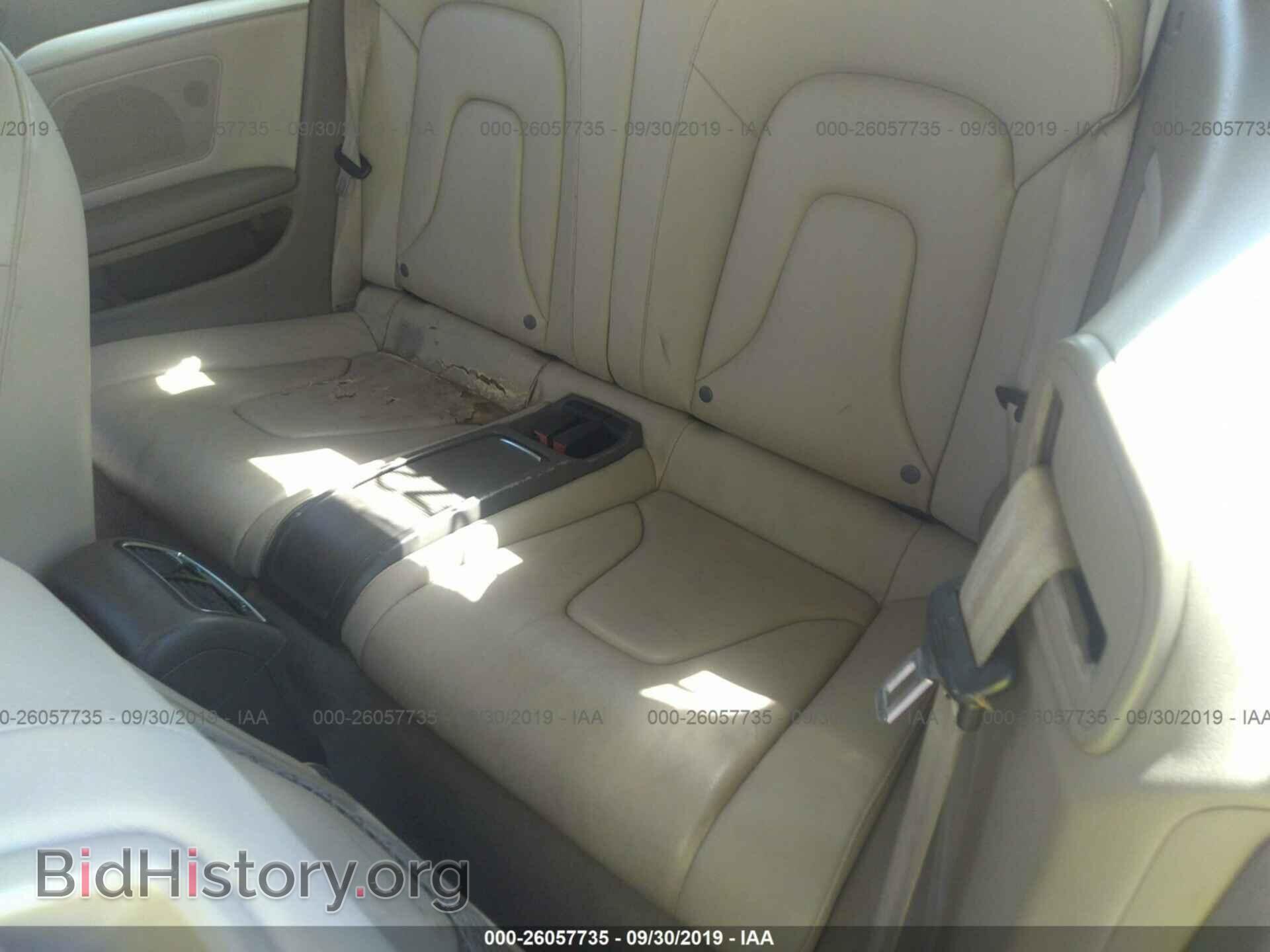 2011 AUDI A5 - VIN: WAULFAFH0BN007158 - Фото 8