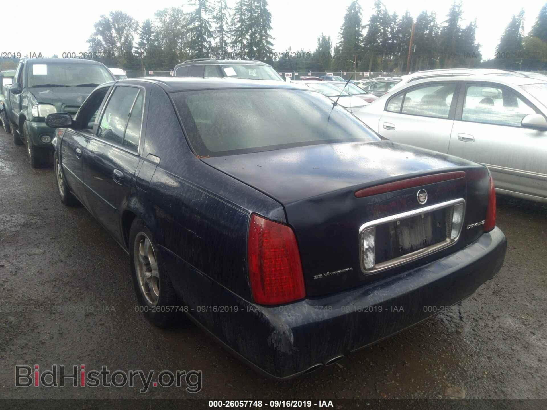 2002 Cadillac Deville - VIN: 1G6KD54Y72U274935 - Photo 3