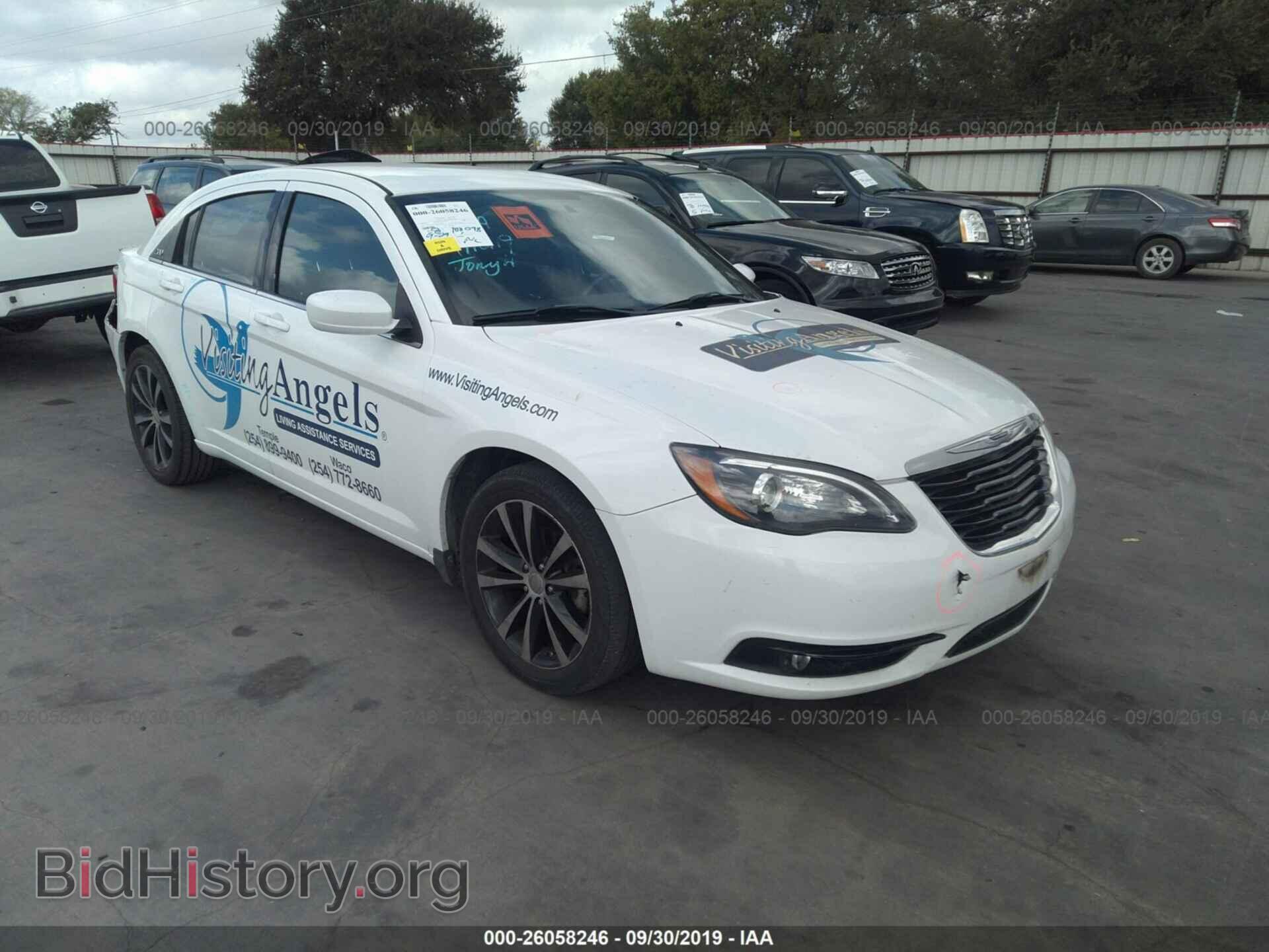 Photo 1C3CCBBG0DN718042 - CHRYSLER 200 2013
