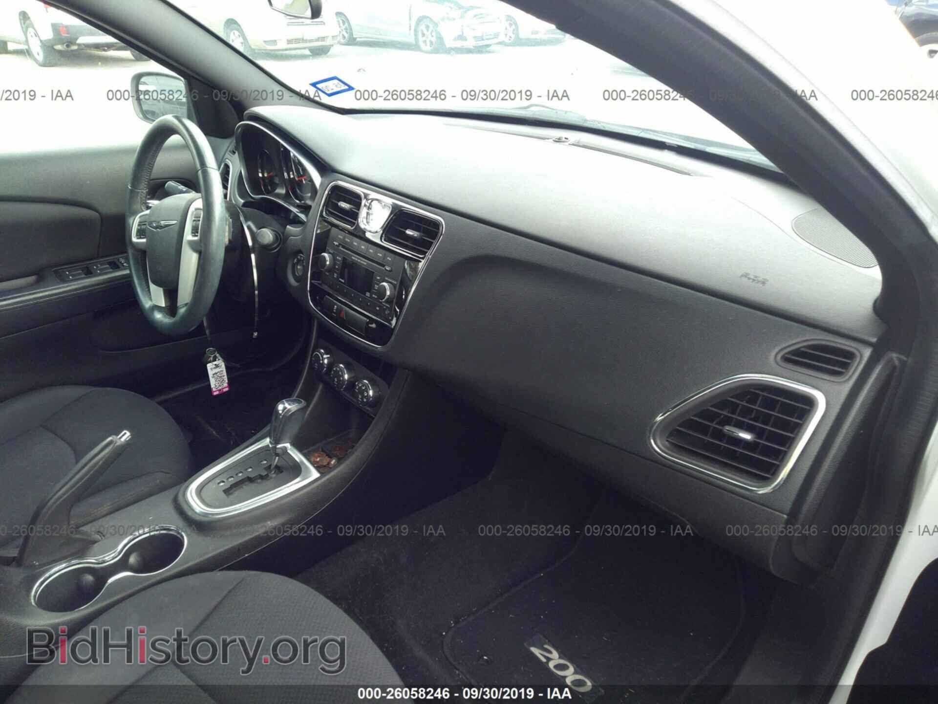 2013 CHRYSLER 200 - VIN: 1C3CCBBG0DN718042 - Photo 5