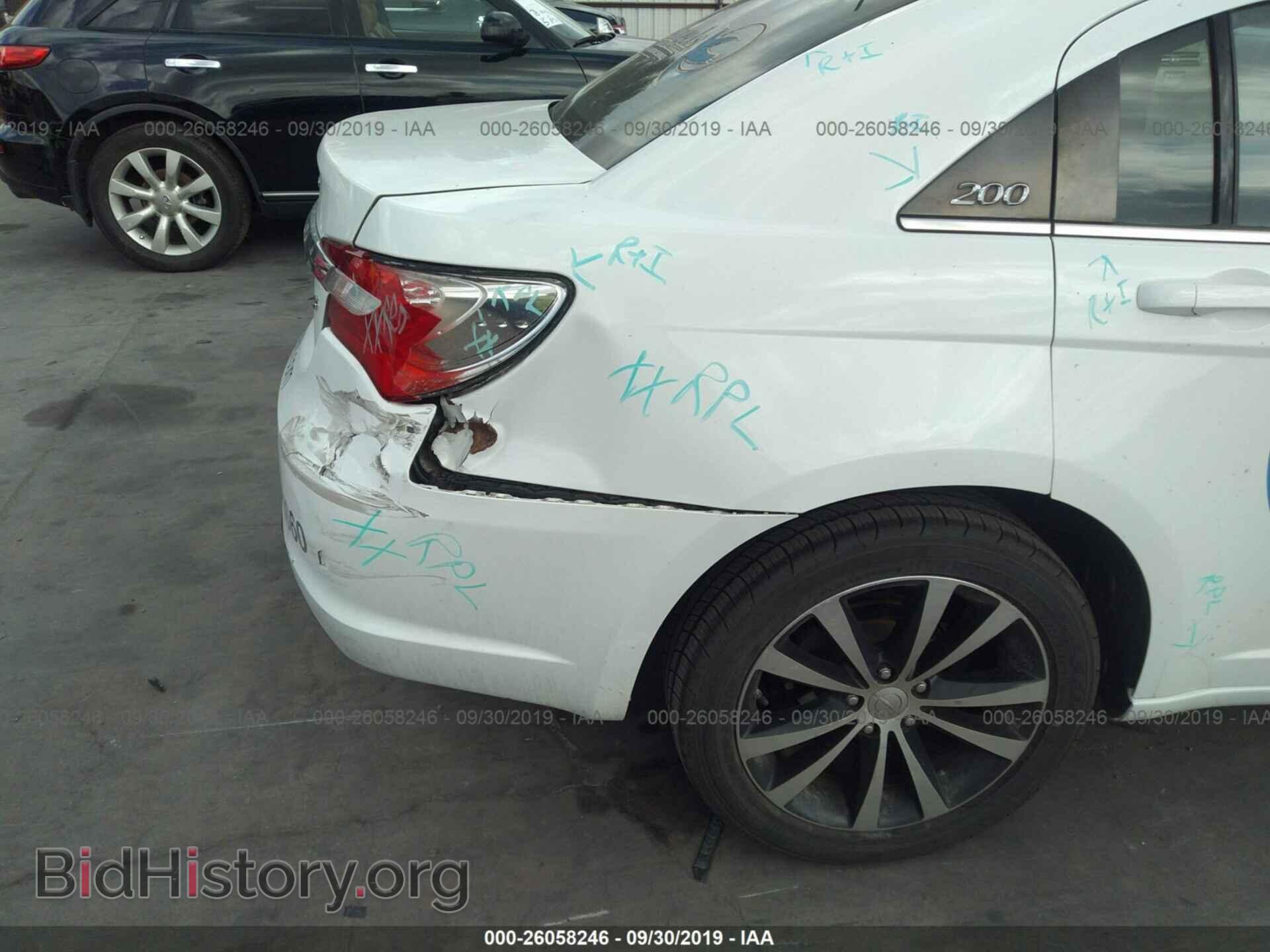 2013 CHRYSLER 200 - VIN: 1C3CCBBG0DN718042 - Photo 6