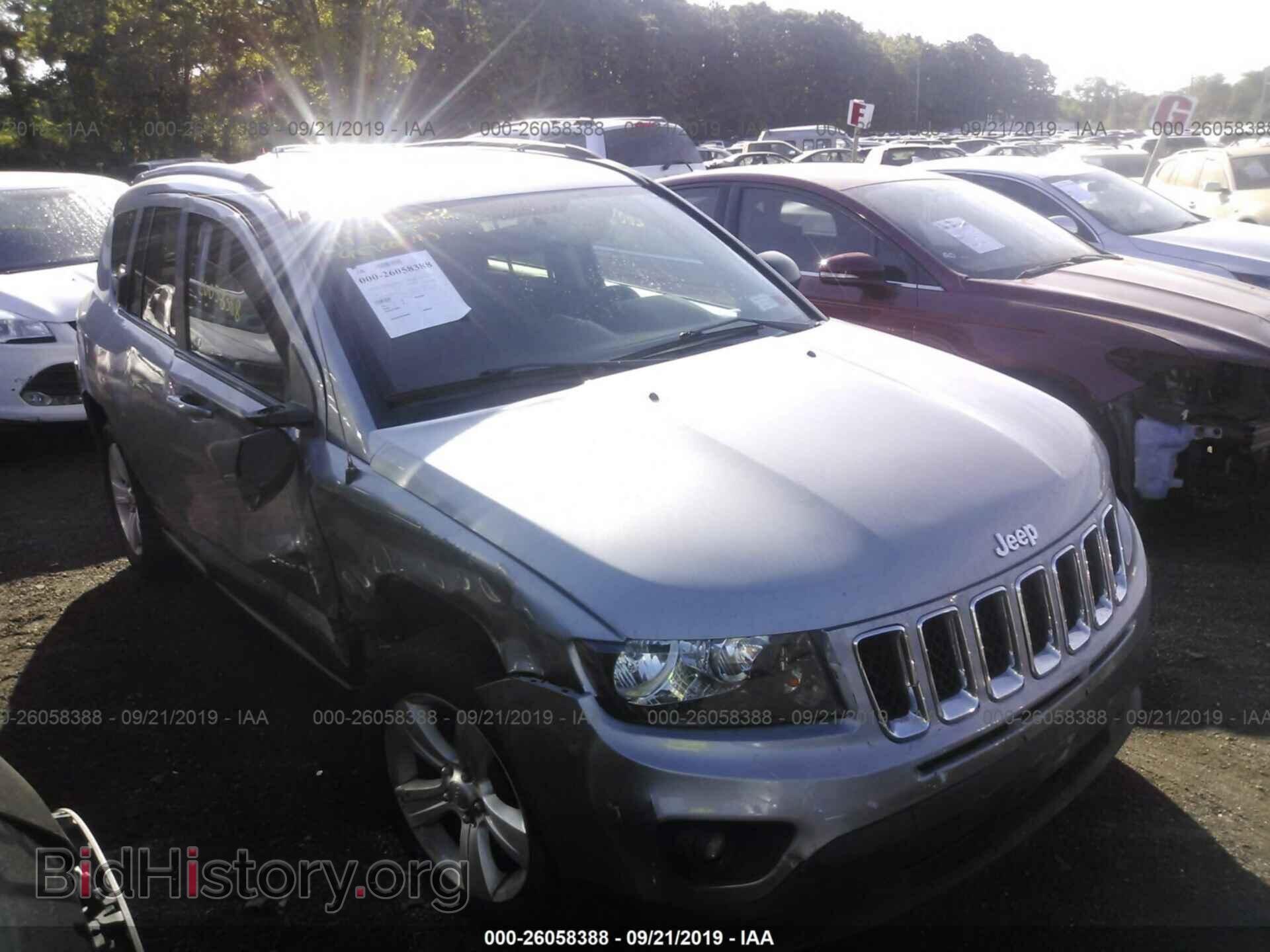 Фотография 1C4NJDBB6HD143354 - JEEP COMPASS 2017