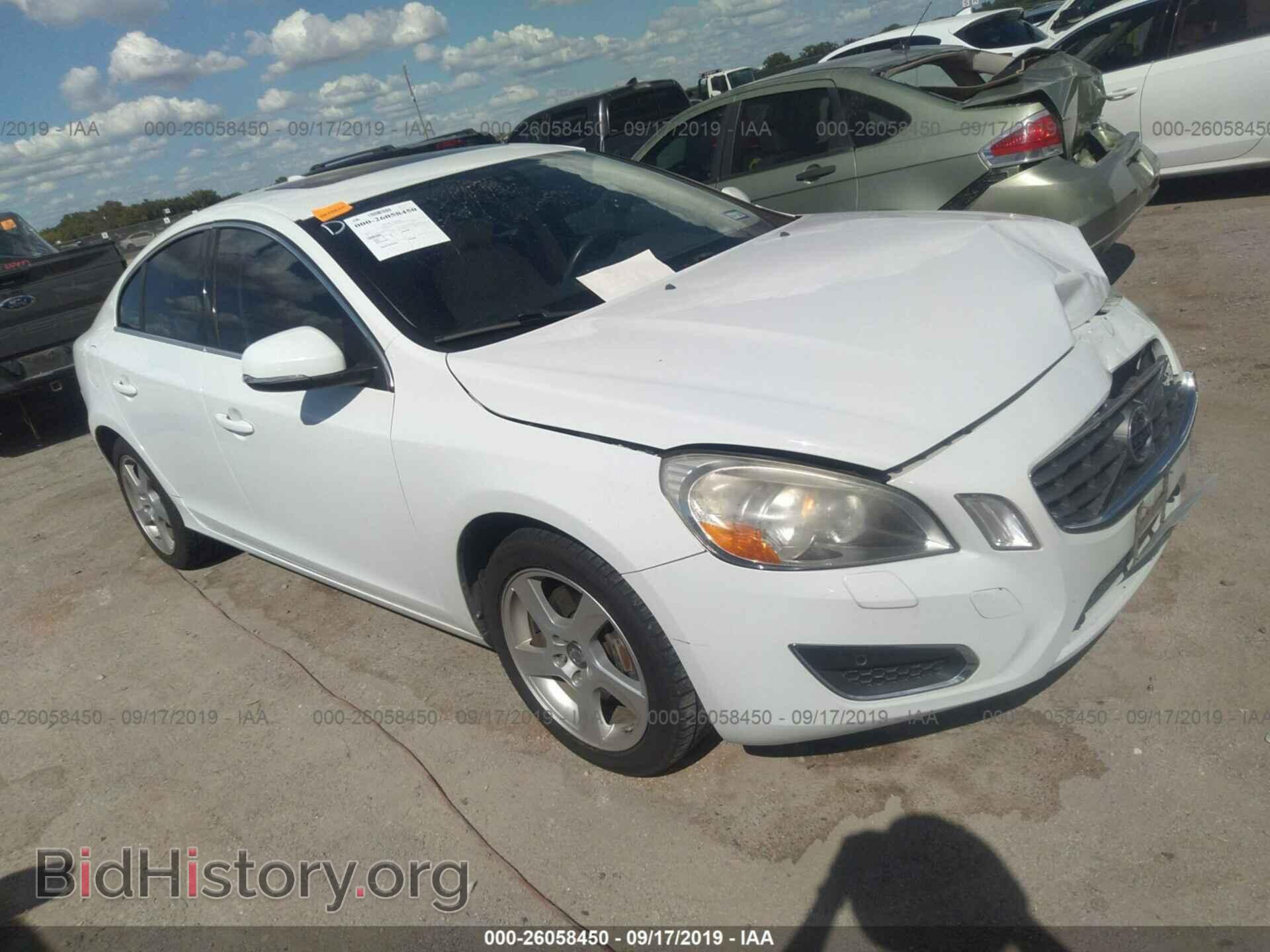 Photo YV1622FS2C2024635 - VOLVO S60 2012