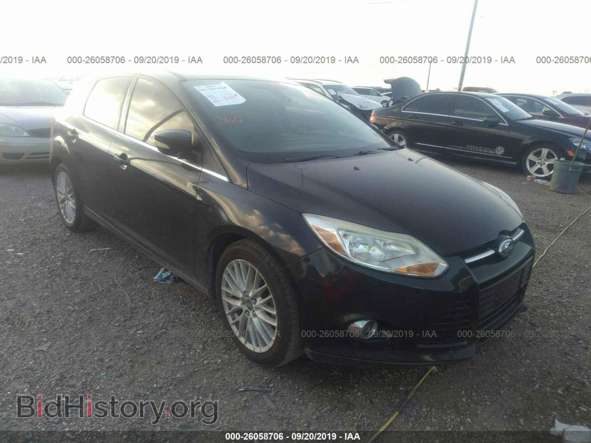 Фотография 1FAHP3M21CL295453 - FORD FOCUS 2012