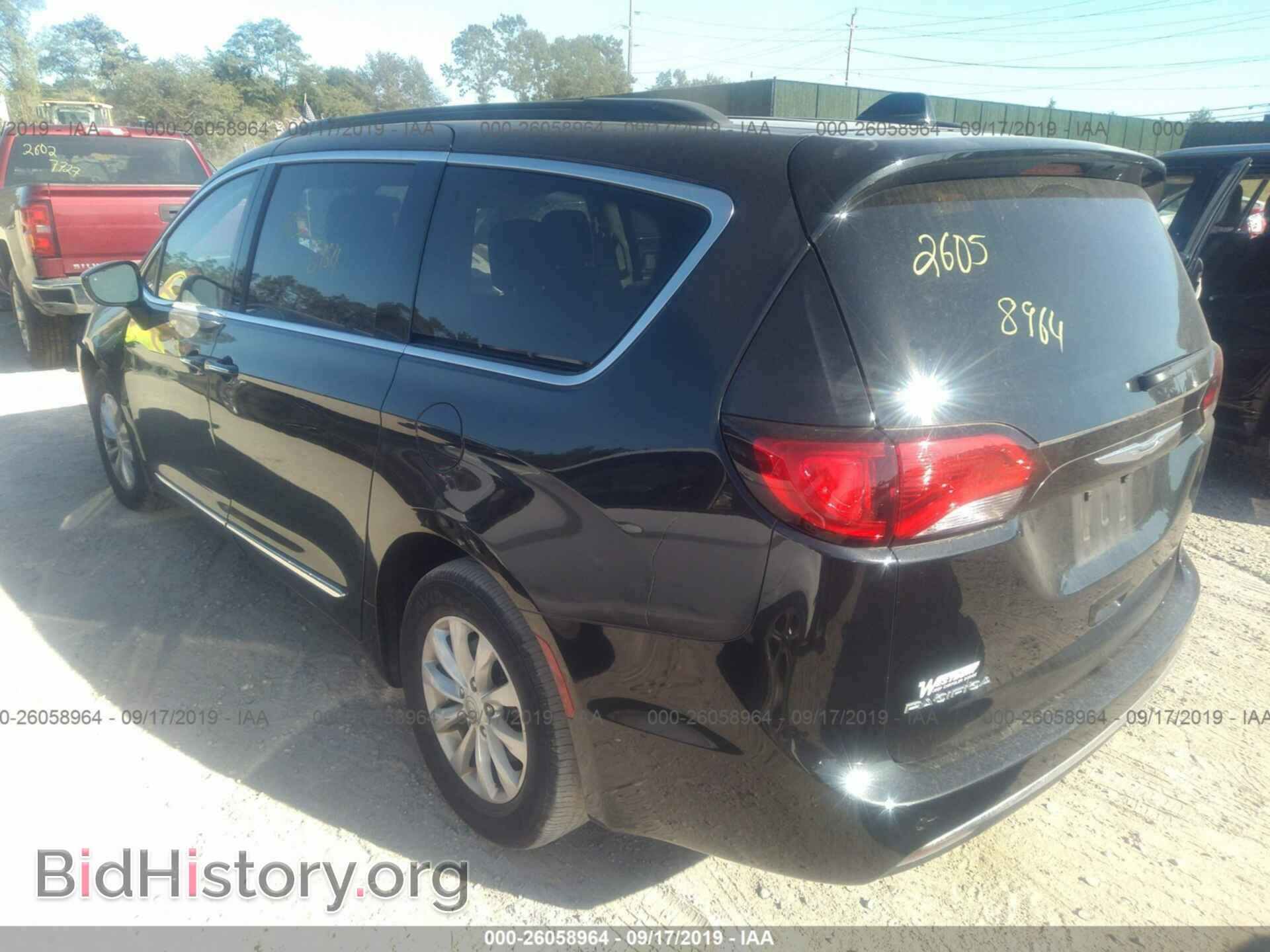 2017 CHRYSLER PACIFICA - VIN: 2C4RC1BG2HR571392 - Фото 3