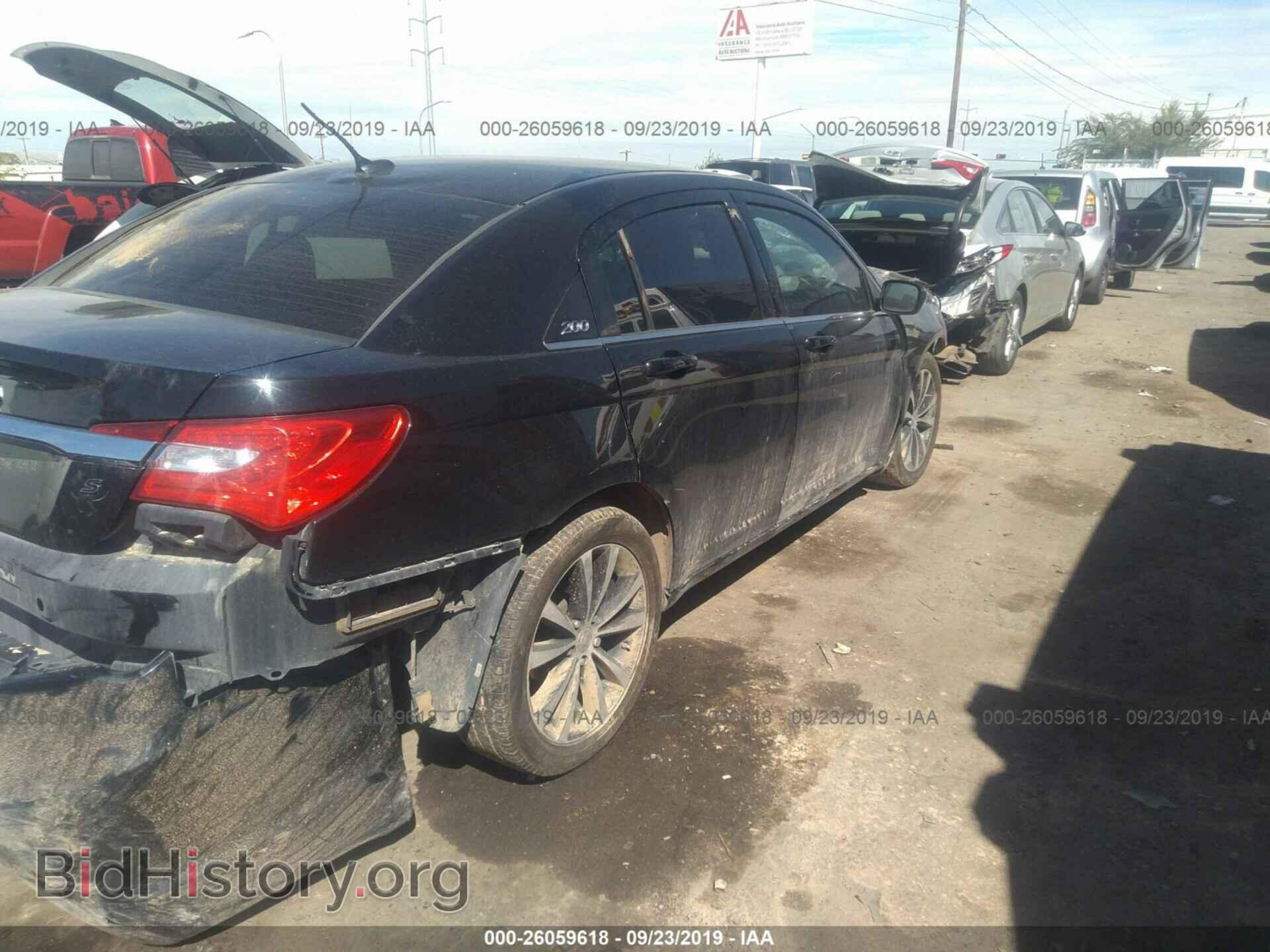 2014 CHRYSLER 200 - VIN: 1C3CCBBB2EN171944 - Photo 4