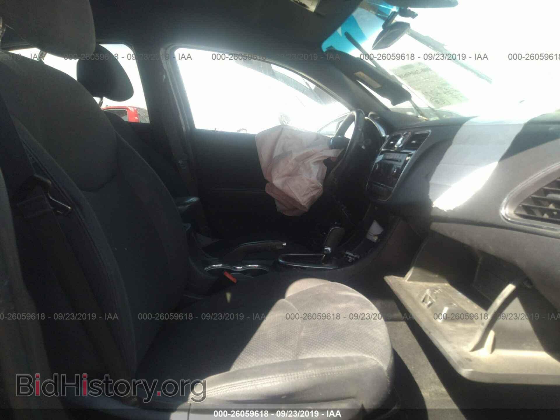 2014 CHRYSLER 200 - VIN: 1C3CCBBB2EN171944 - Photo 5