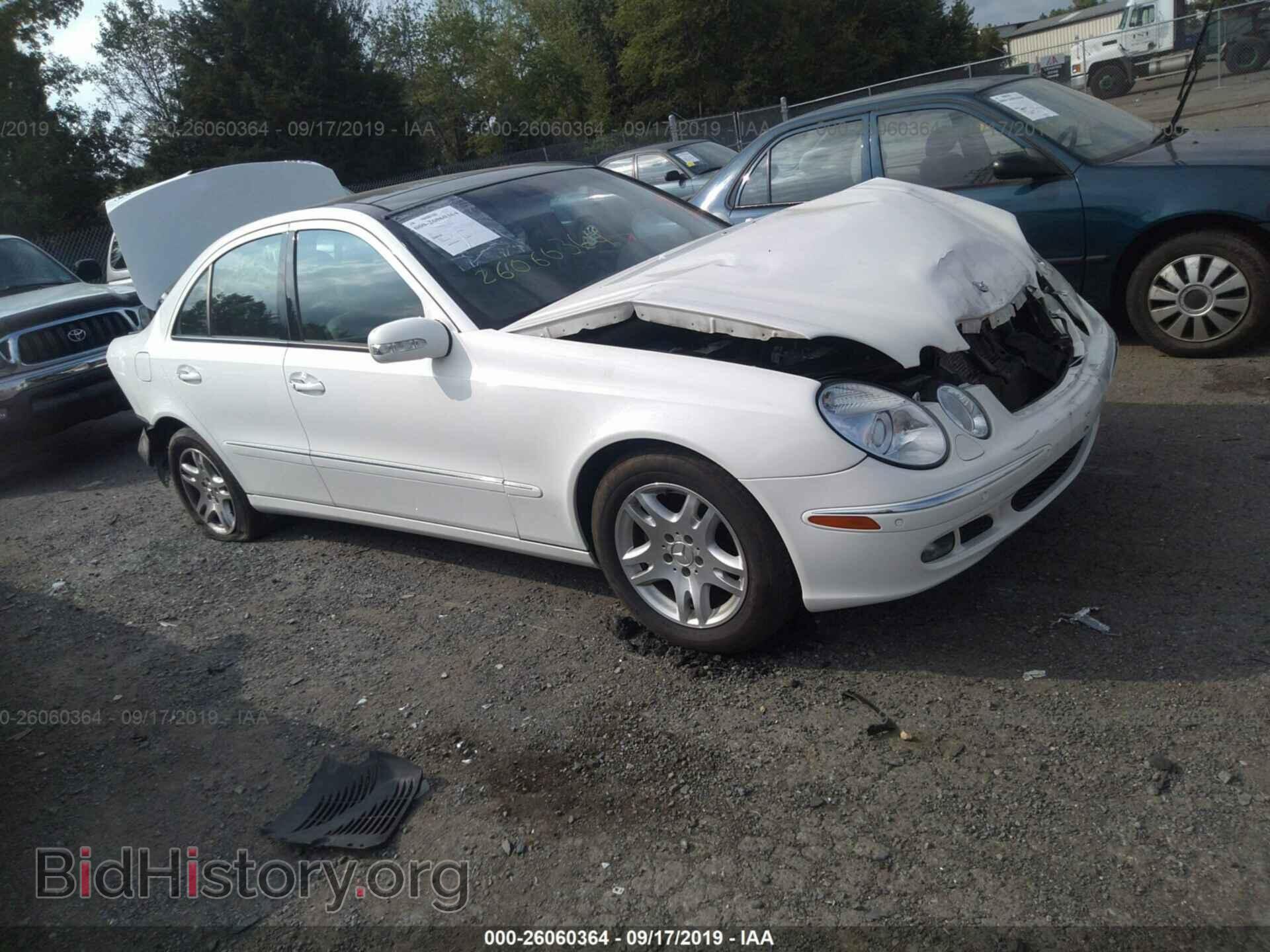Photo WDBUF26JX5A676953 - MERCEDES-BENZ E 2005