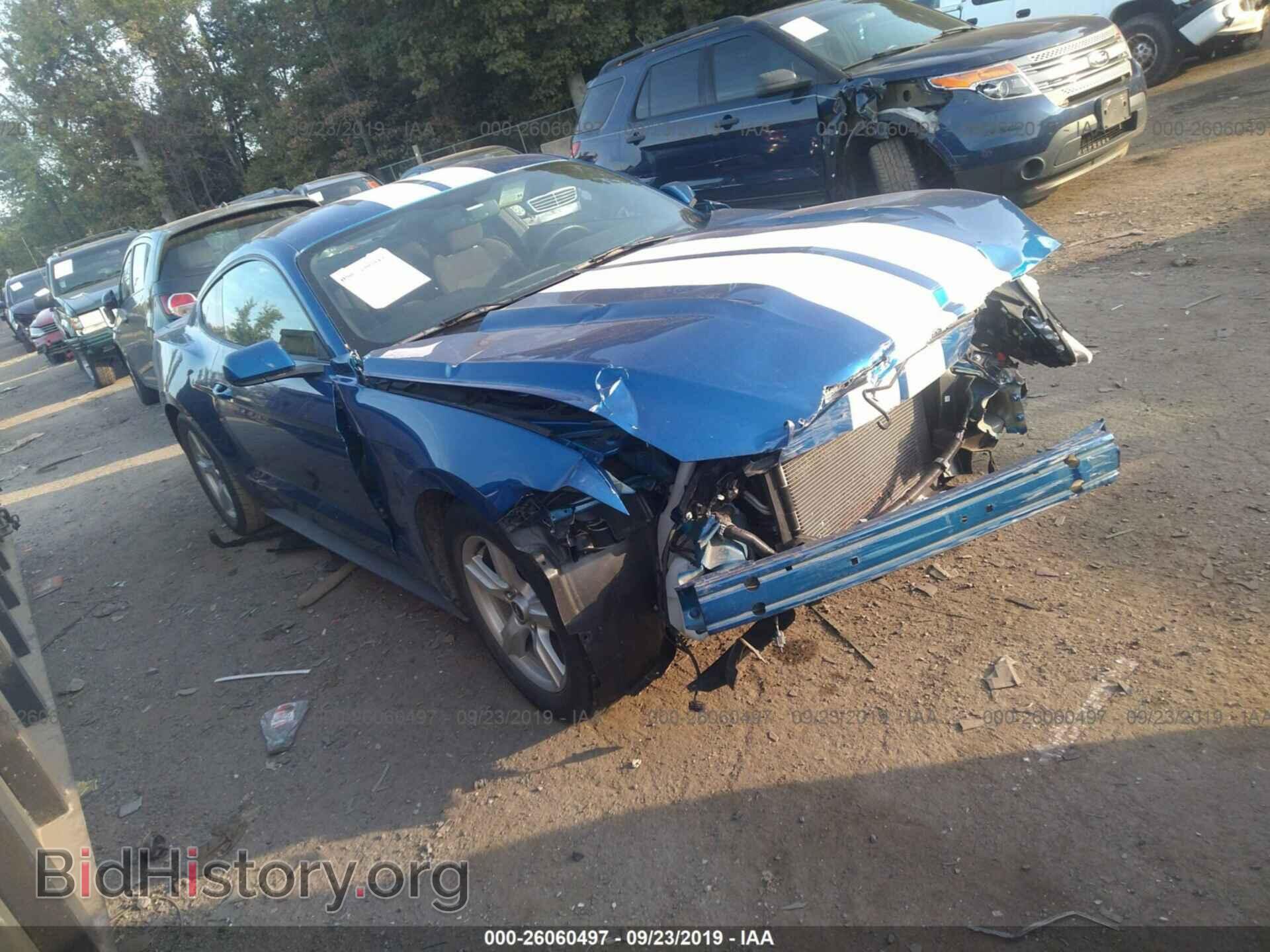 Photo 1FA6P8AM4H5215407 - FORD MUSTANG 2017