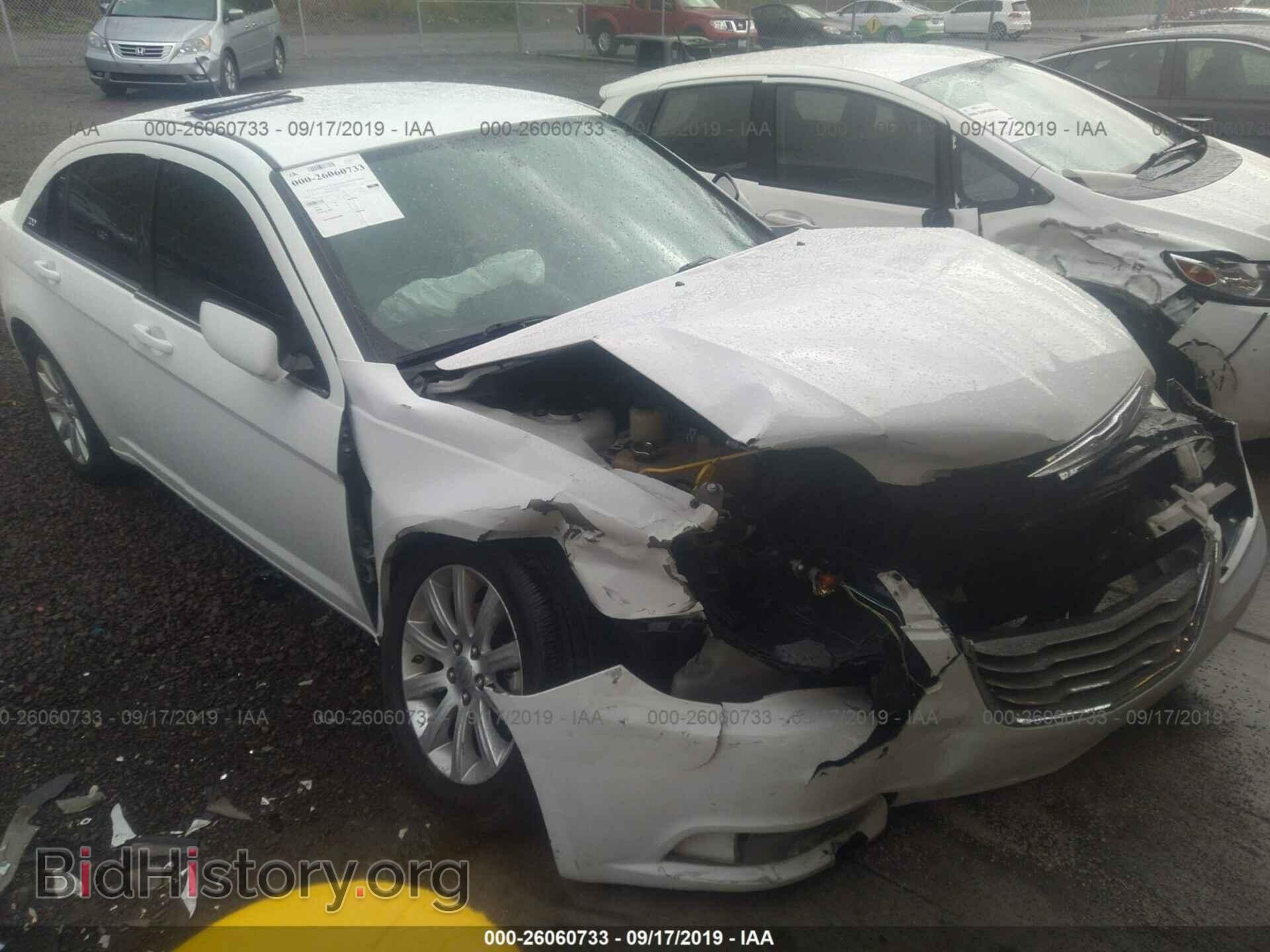 Photo 1C3CCBBG1DN527875 - CHRYSLER 200 2013