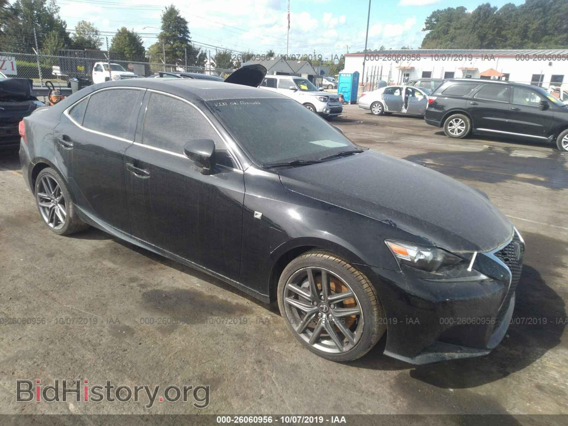 Фотография JTHBE1D29F5017840 - LEXUS IS 2015