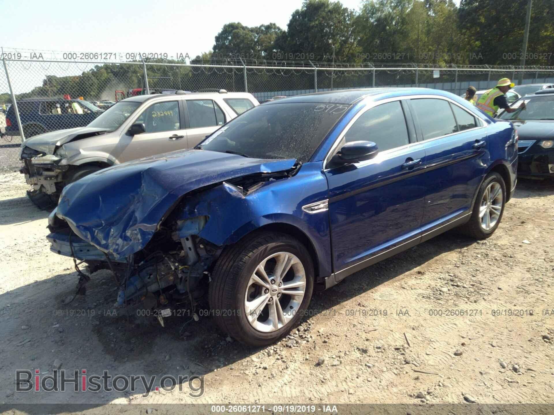 2013 FORD TAURUS - VIN: 1FAHP2E81DG155975 - Фото 2