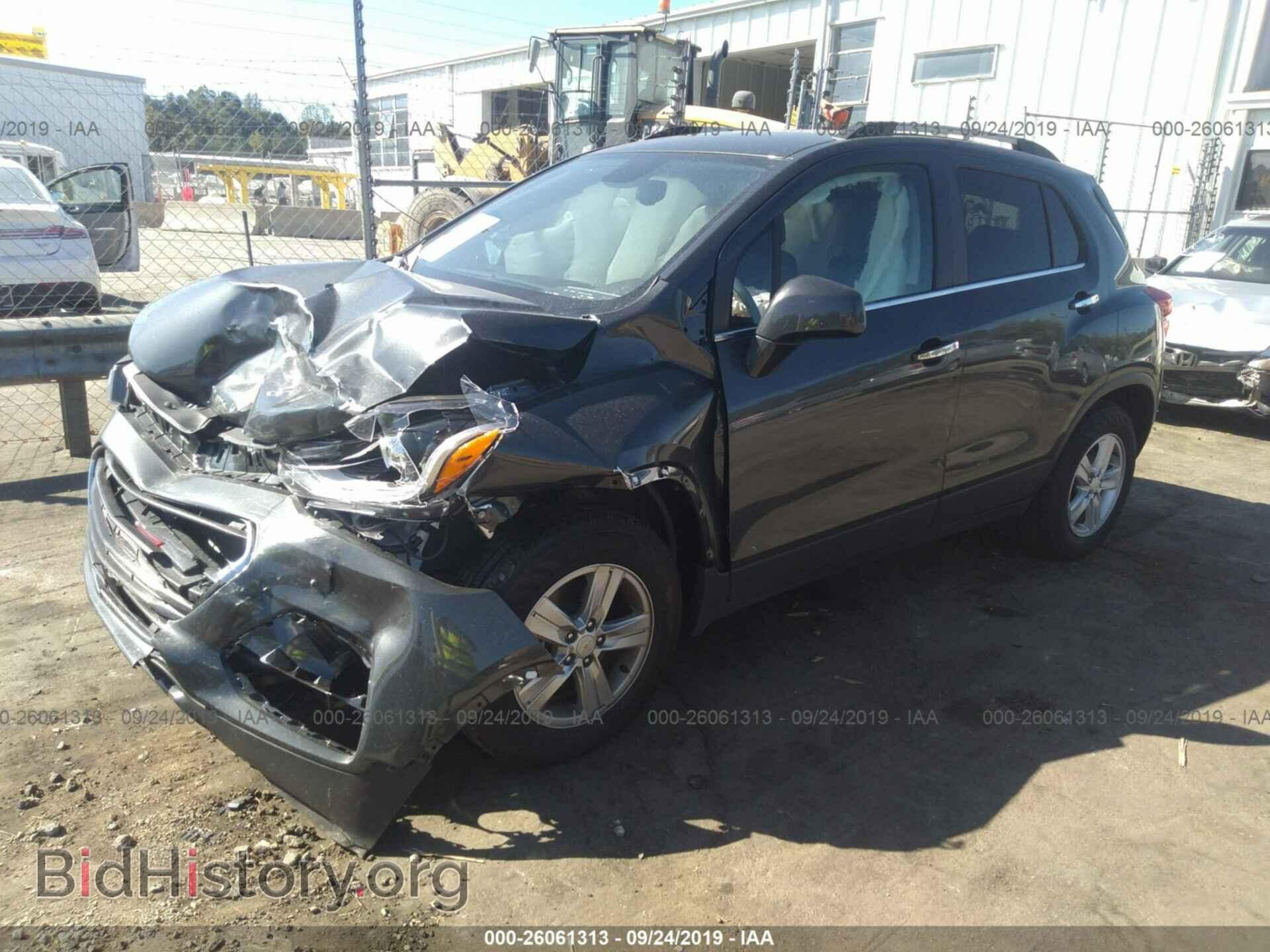2019 CHEVROLET TRAX - VIN: 3GNCJLSB2KL405459 - Фото 2