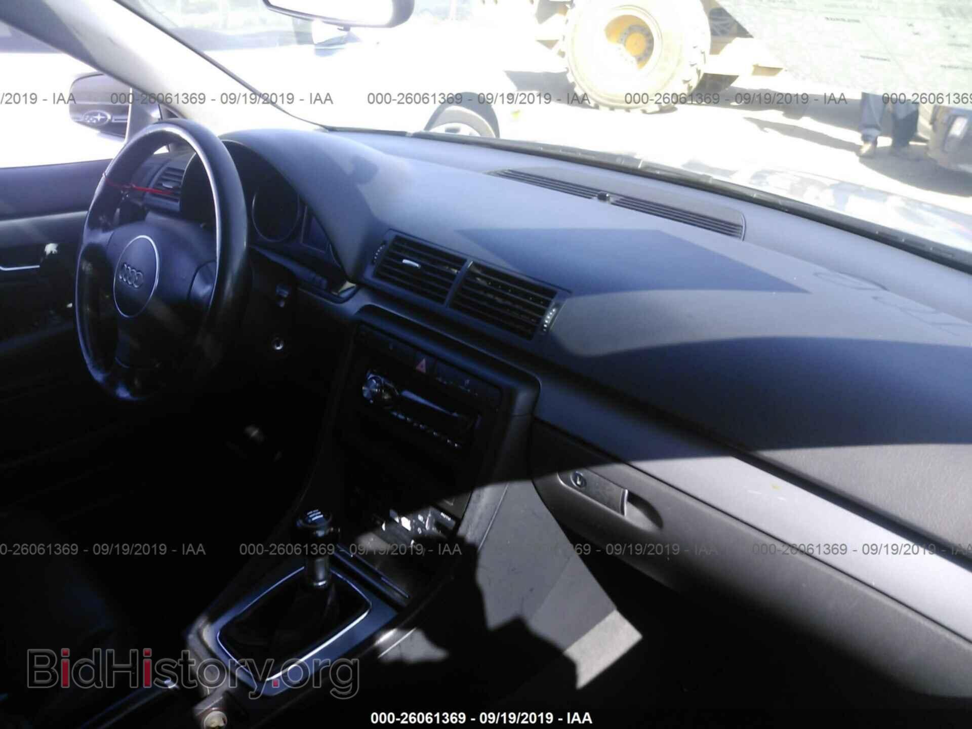 2002 AUDI A4 - VIN: WAUJC68E72A137235 - Photo 5