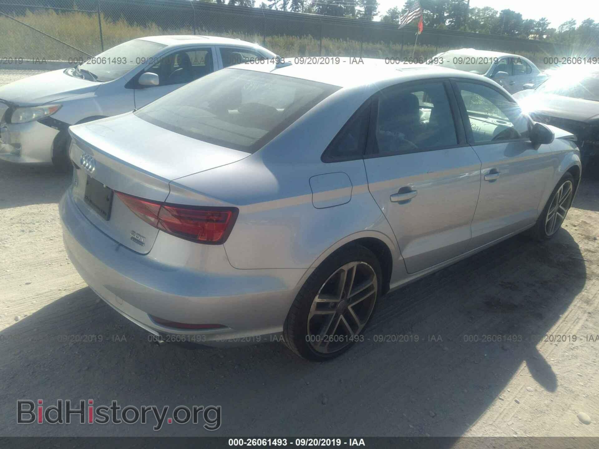 2018 AUDI A3 - VIN: WAUB8GFF9J1024442 - Фото 4