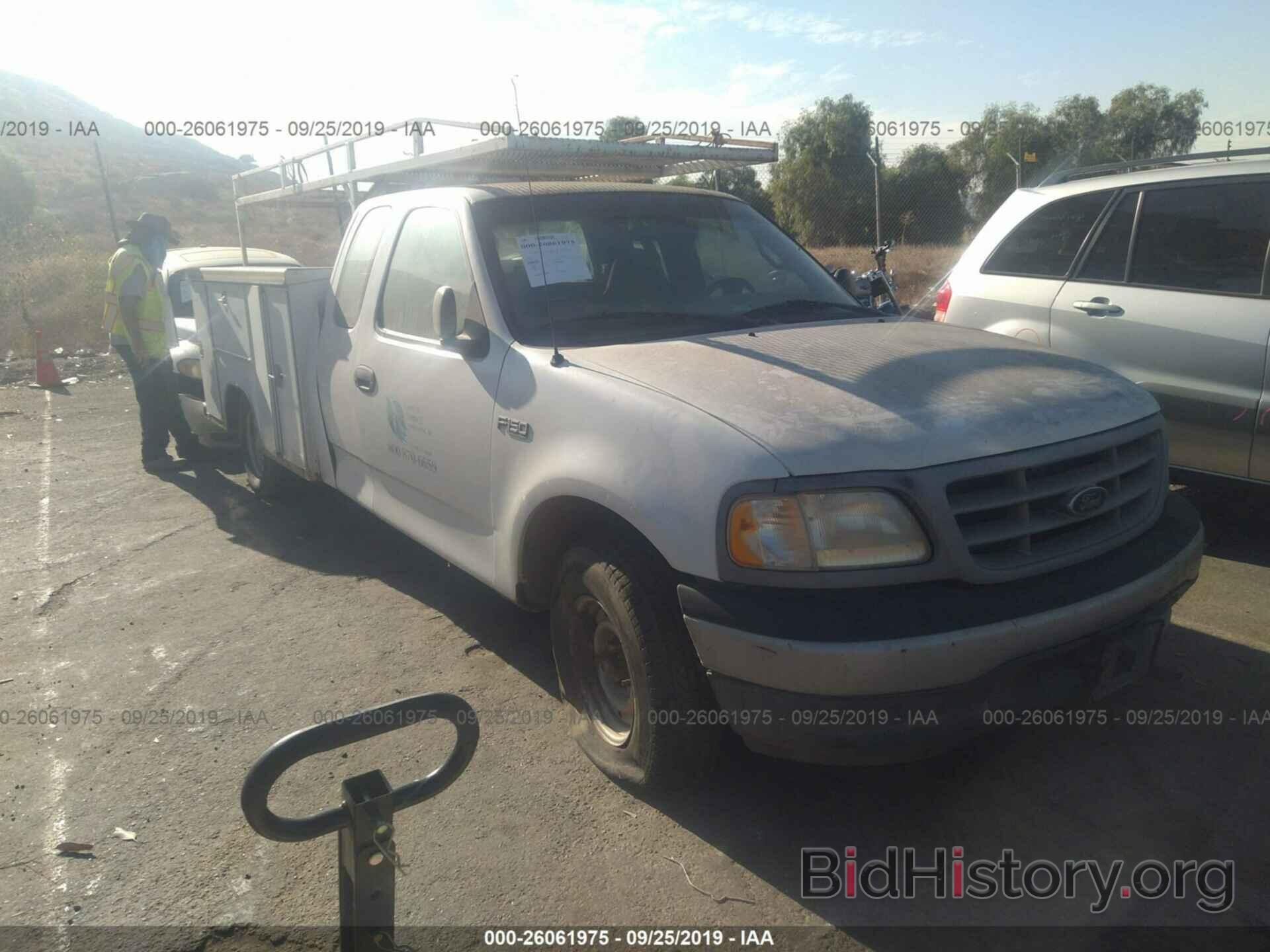Photo 2FTZX1720YCA51969 - Ford F150 2000