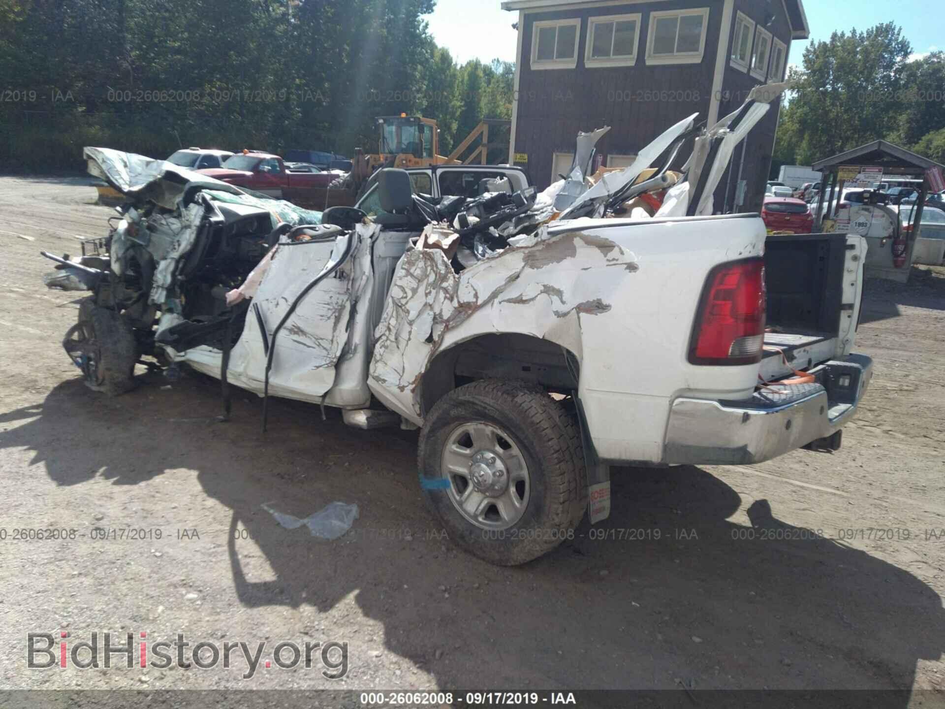 2015 RAM 2500 - VIN: 3C6TR5CT9FG646557 - Фото 3