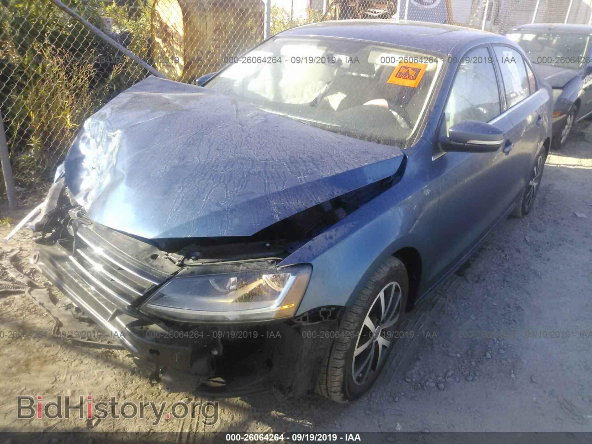 2017 VOLKSWAGEN JETTA - VIN: 3VWDB7AJ4HM356582 - Фото 2