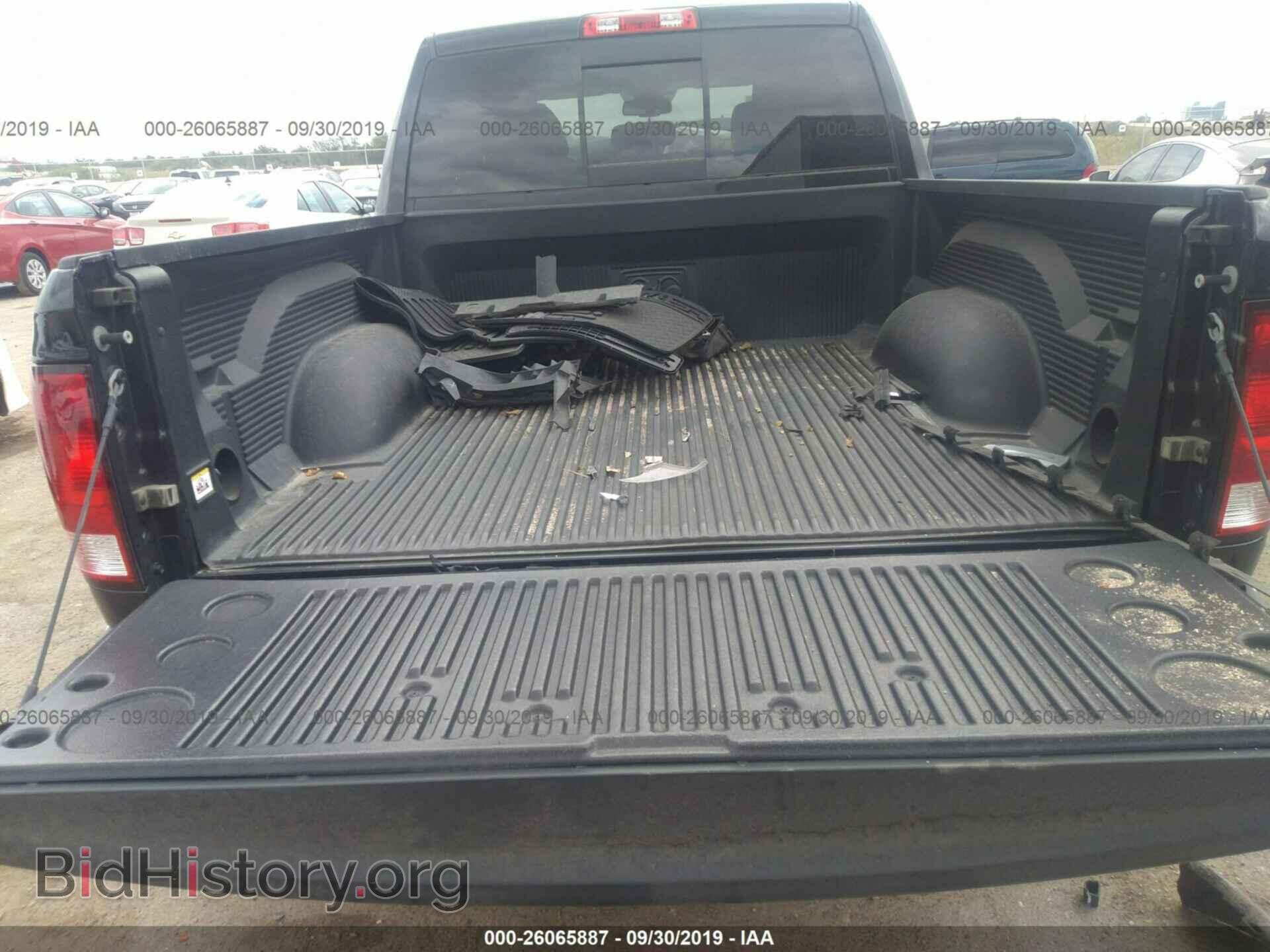 2017 RAM 1500 - VIN: 3C6RR6LT2HG521340 - Фото 8