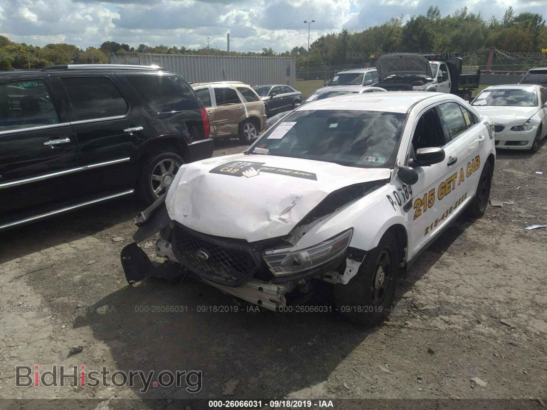 2013 FORD TAURUS - VIN: 1FAHP2M89DG184884 - Фото 2