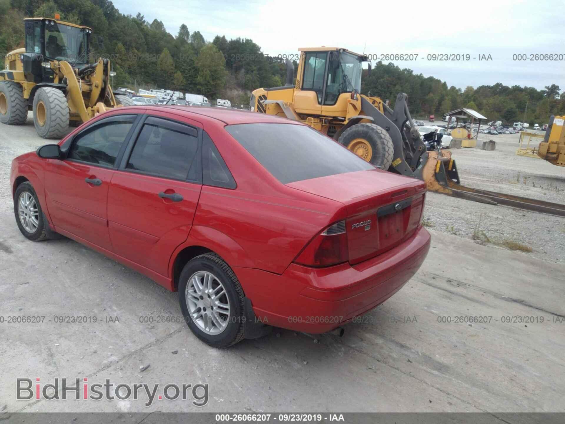 2007 FORD FOCUS - VIN: 1FAFP34N67W136384 - Фото 3