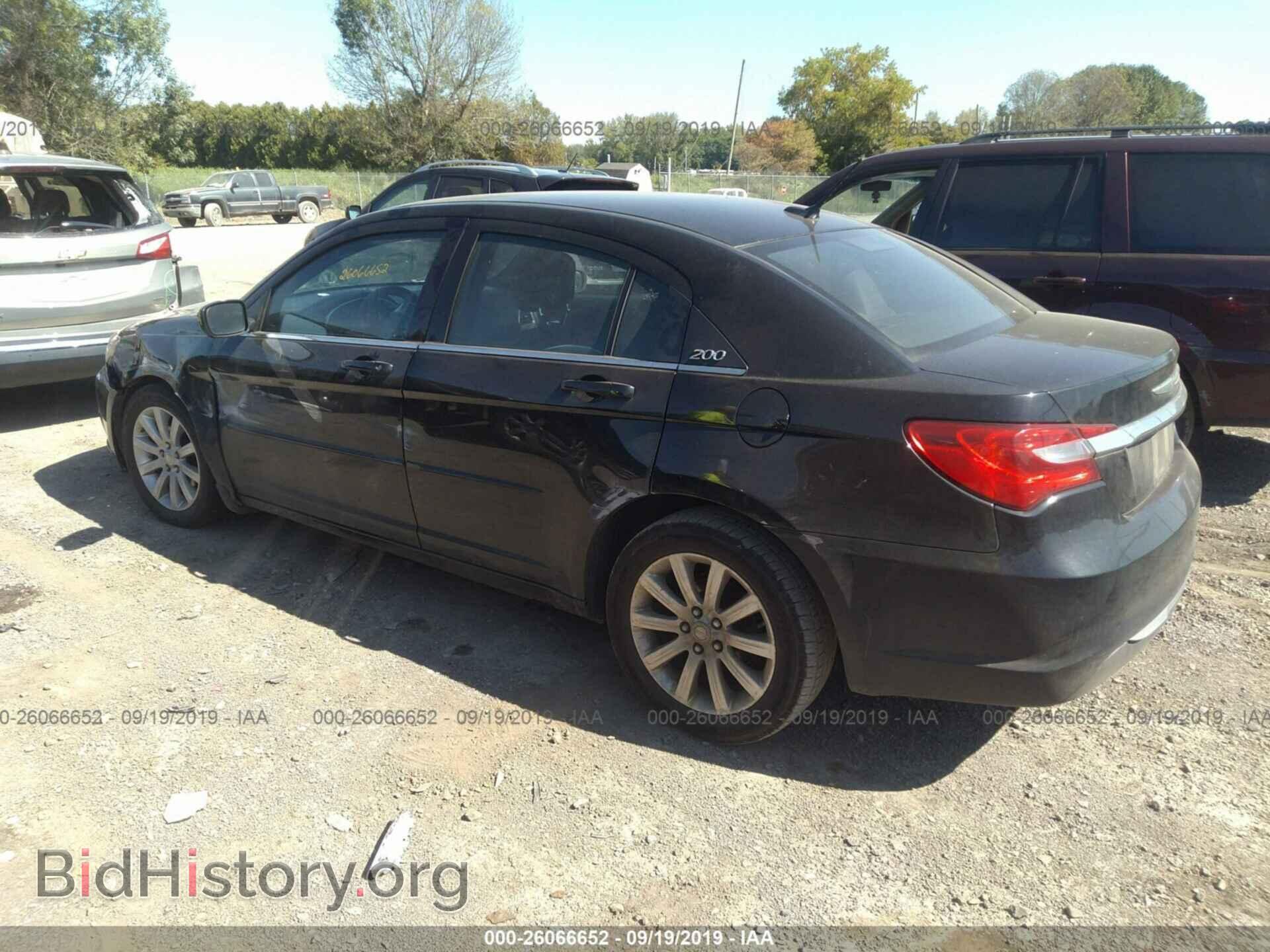 2013 CHRYSLER 200 - VIN: 1C3CCBBB8DN732646 - Фото 3