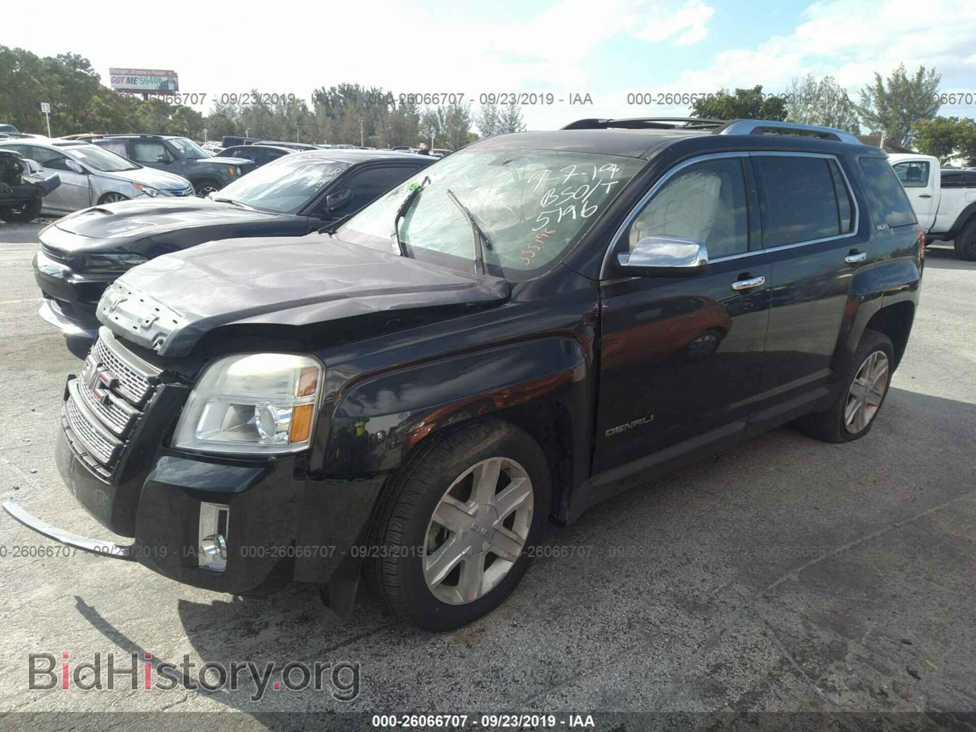 2011 GMC TERRAIN - VIN: 2CTFLWE58B6355196 - Photo 2