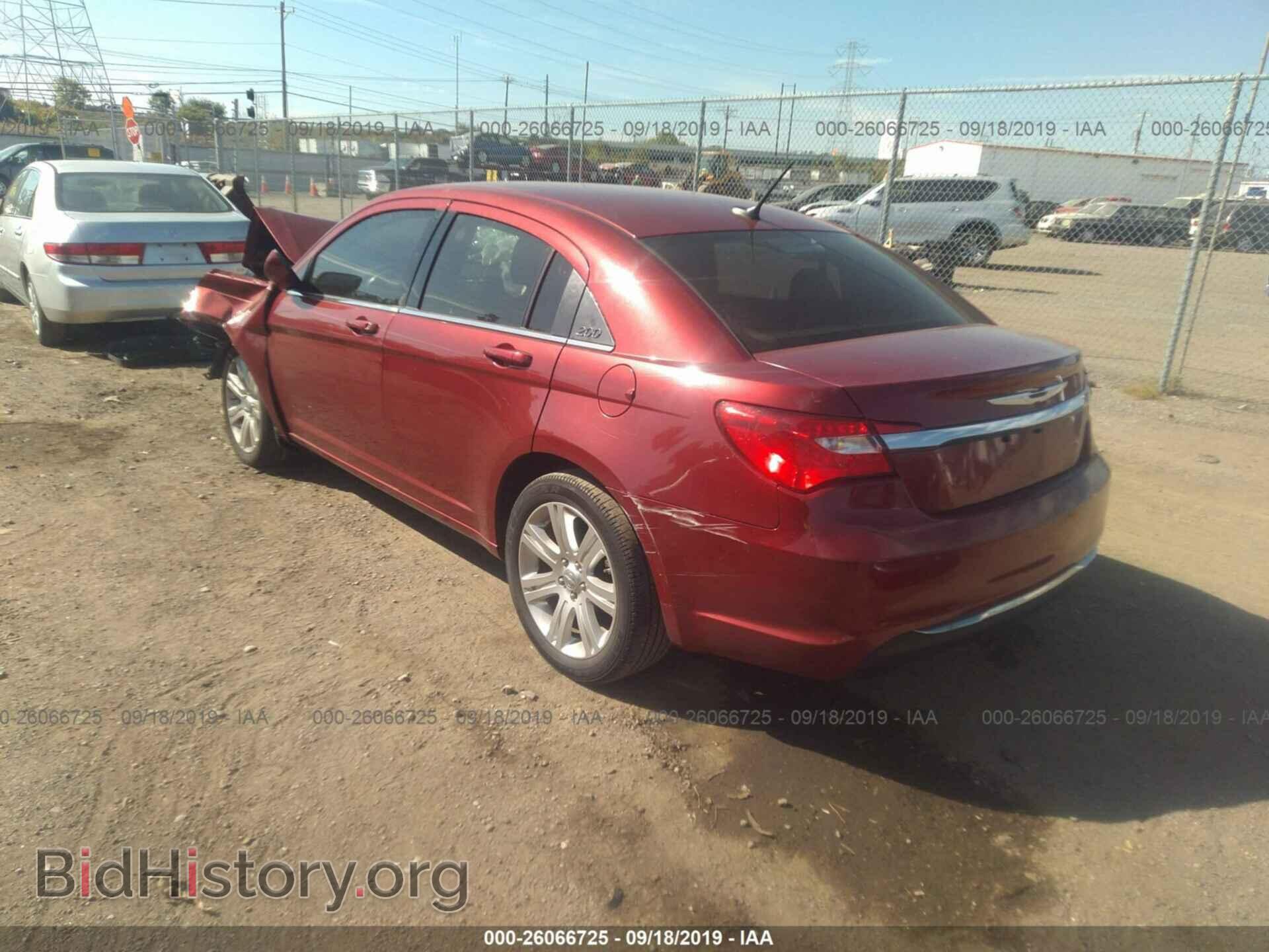 2013 CHRYSLER 200 - VIN: 1C3CCBBB5DN764132 - Photo 3