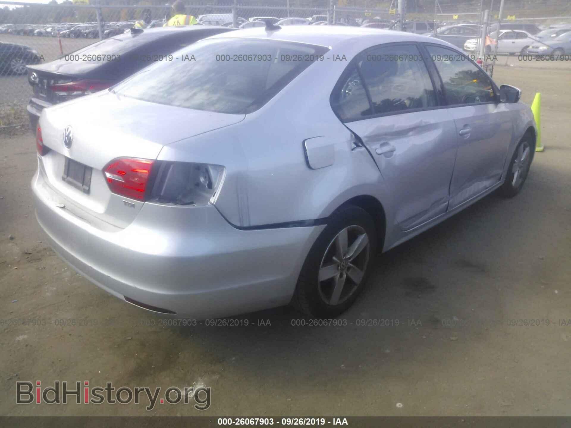 2012 VOLKSWAGEN JETTA - VIN: 3VWLL7AJ6CM402947 - Фото 4
