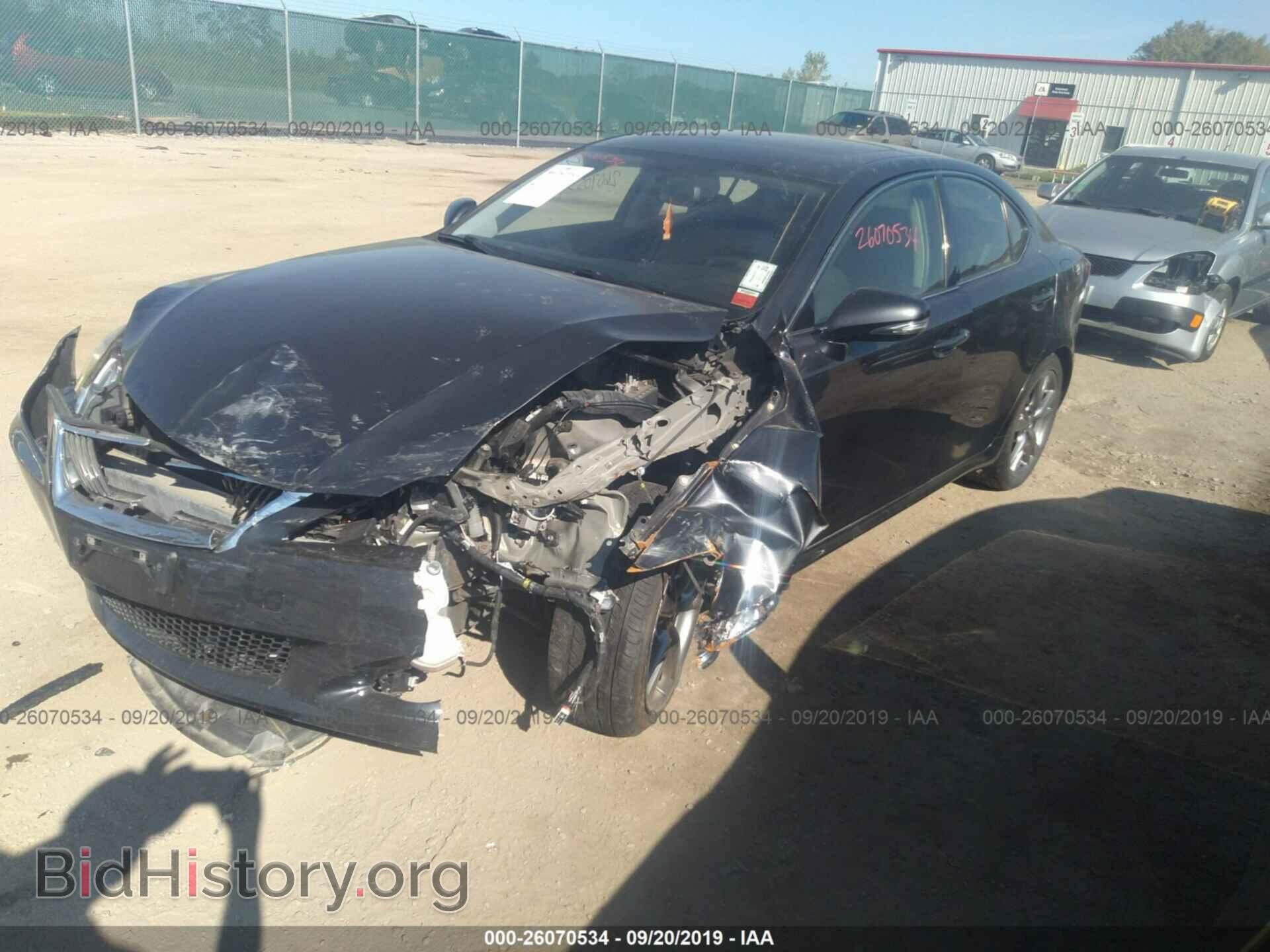 2010 LEXUS IS - VIN: JTHBF5C21A5115792 - Фото 2