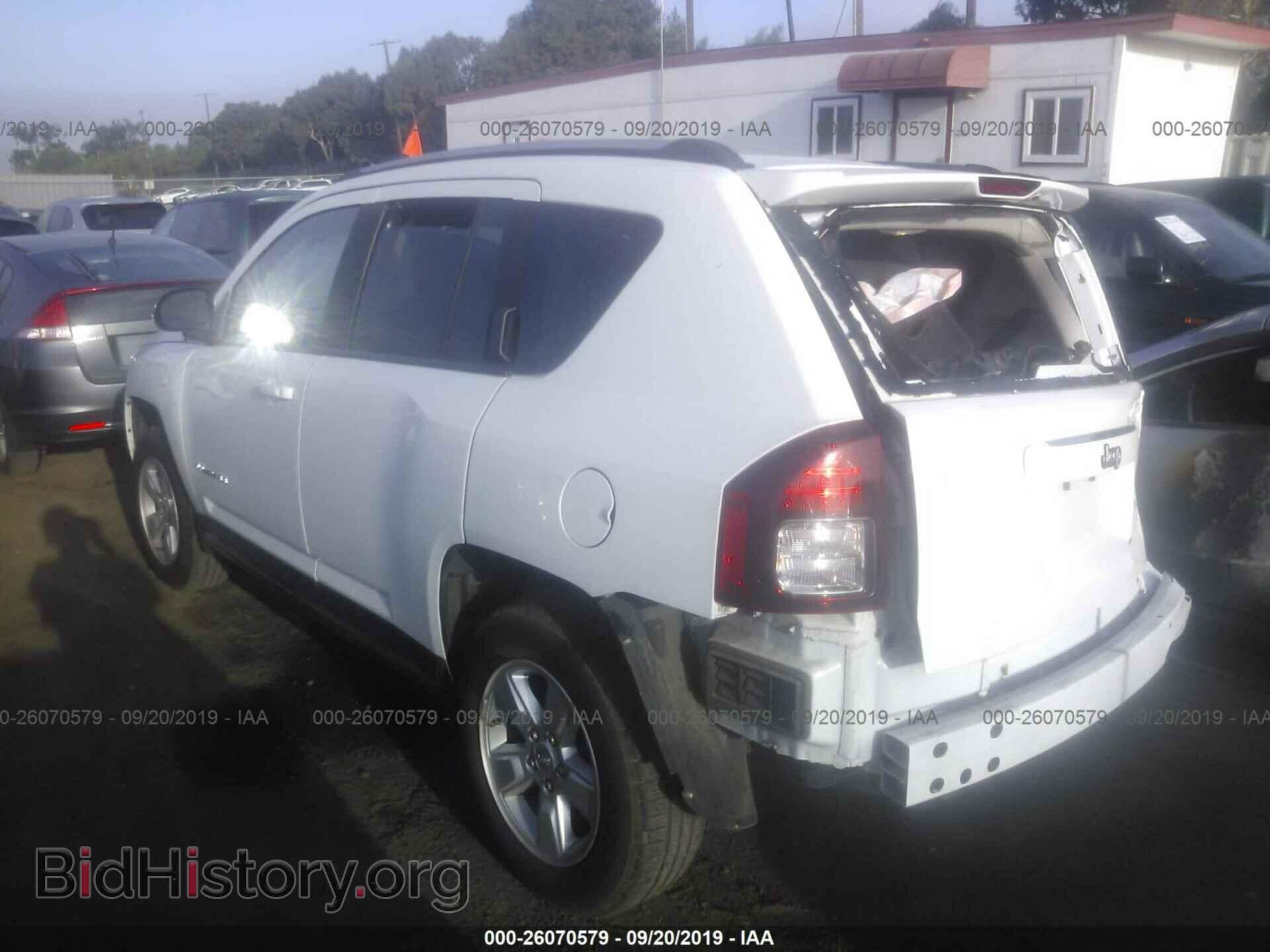2015 JEEP COMPASS - VIN: 1C4NJCBAXFD436995 - Фото 3