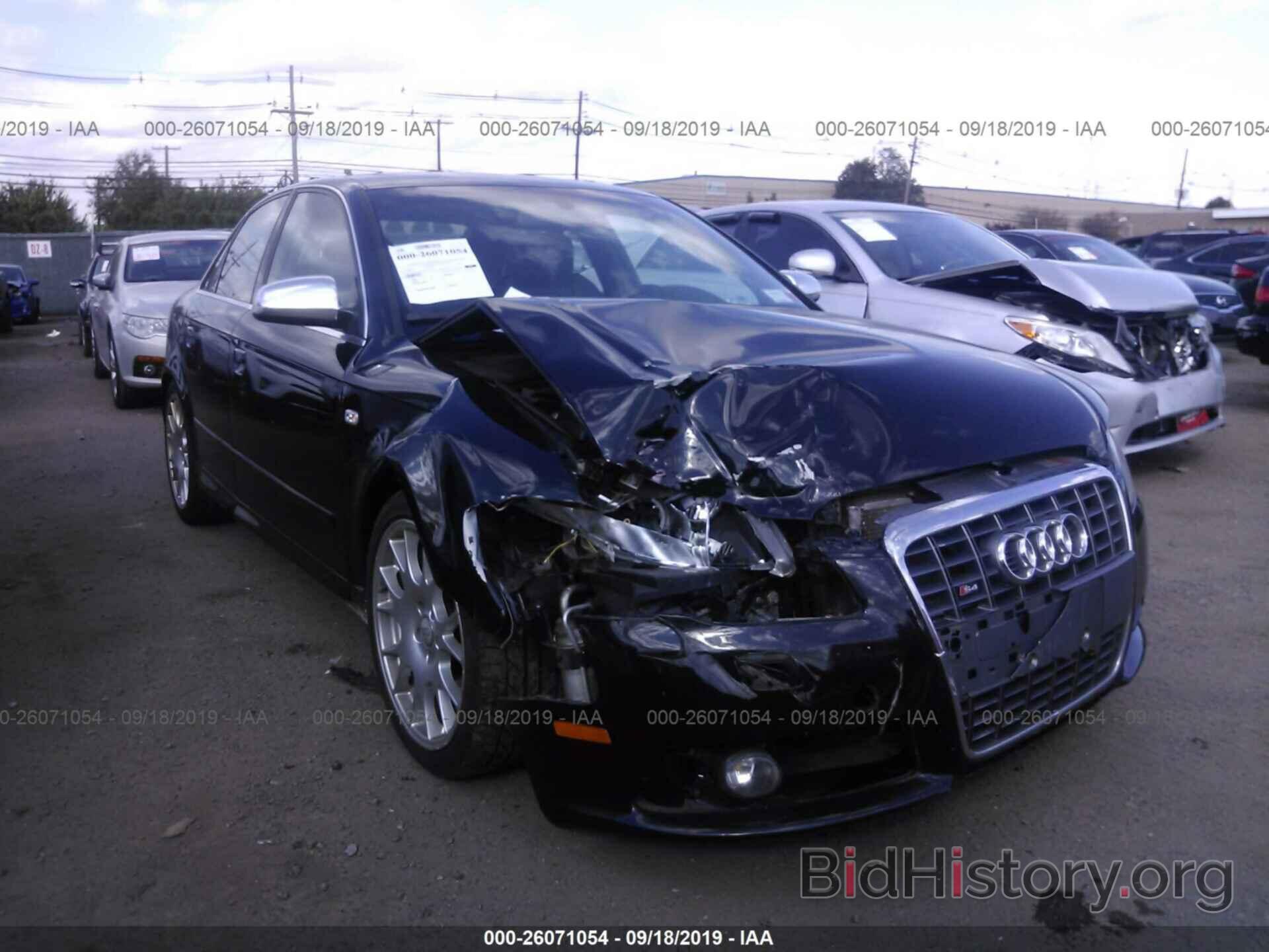 Photo WAUGL78E56A041769 - AUDI S4 2006