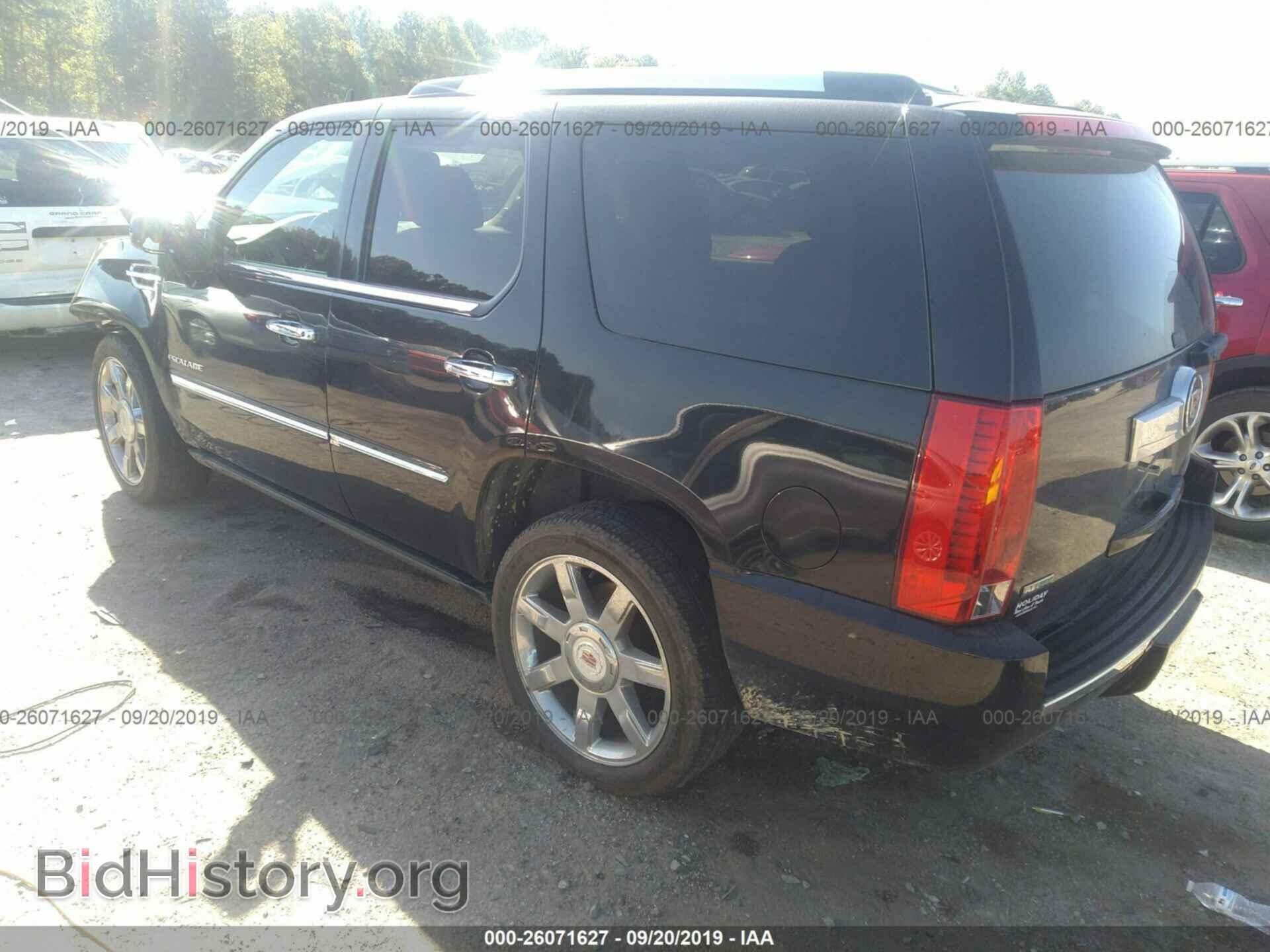 2011 CADILLAC ESCALADE - VIN: 1GYS4CEF9BR226705 - Фото 3