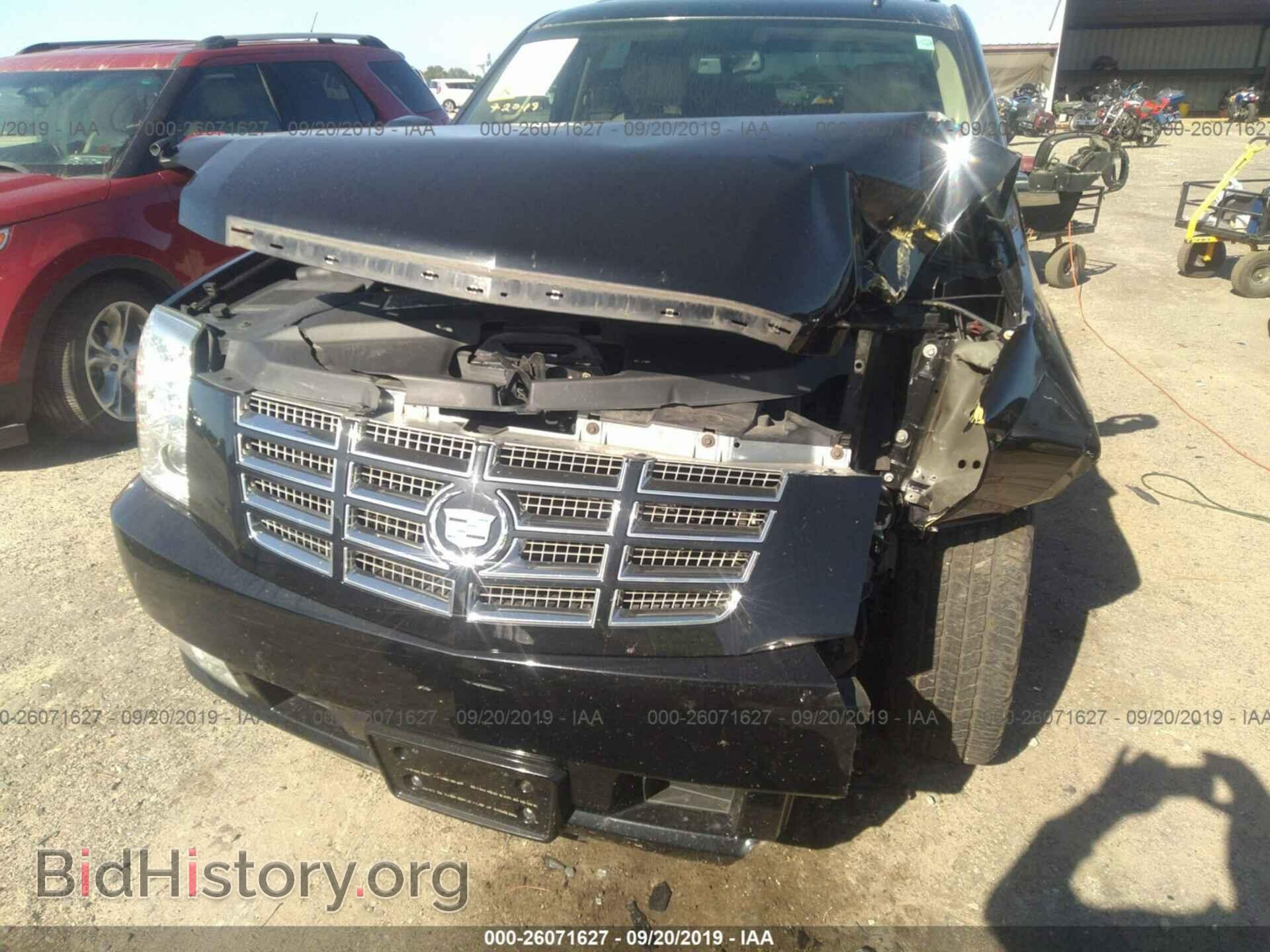 2011 CADILLAC ESCALADE - VIN: 1GYS4CEF9BR226705 - Фото 6