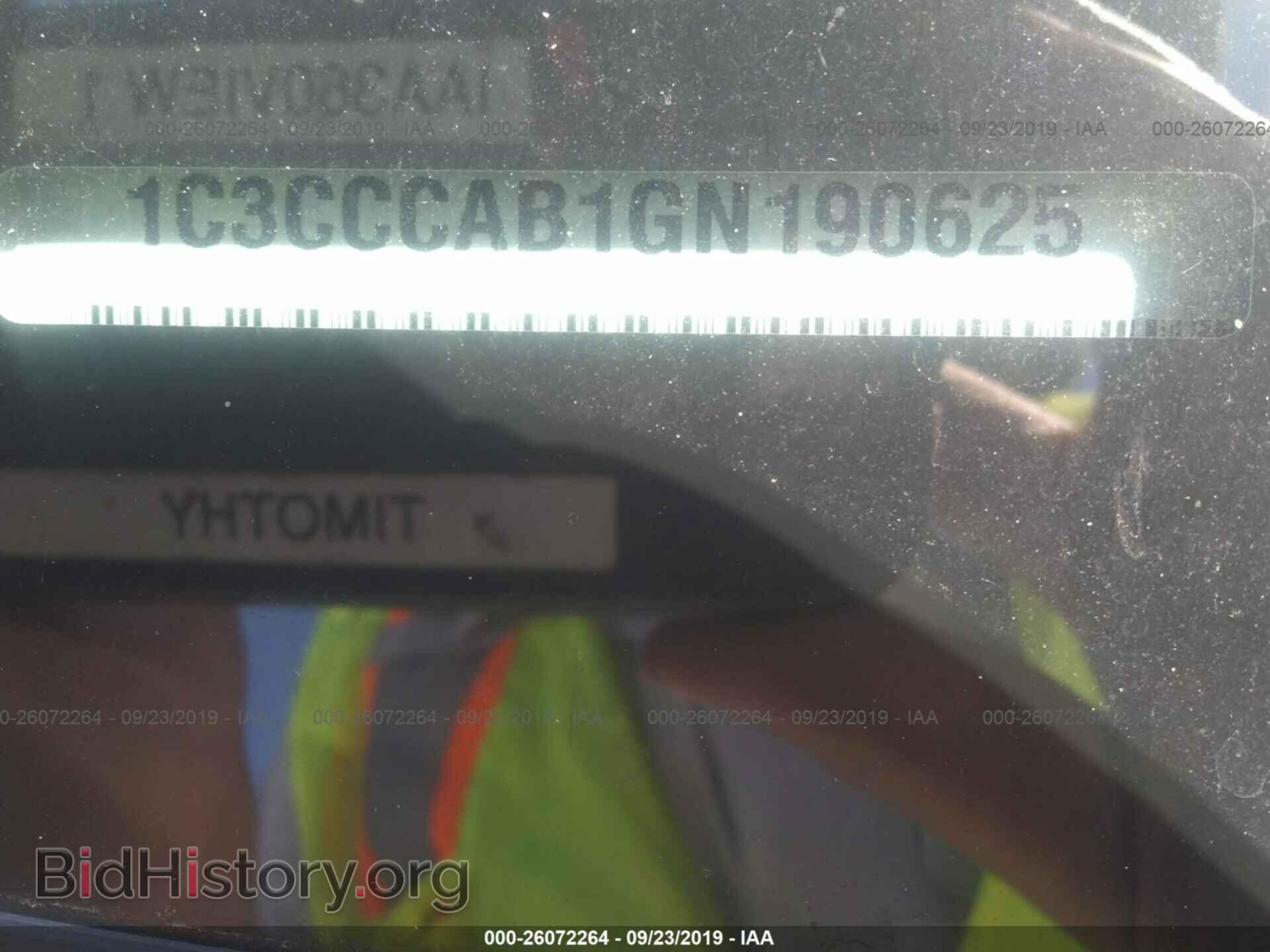 2016 CHRYSLER 200 - VIN: 1C3CCCAB1GN190625 - Photo 9