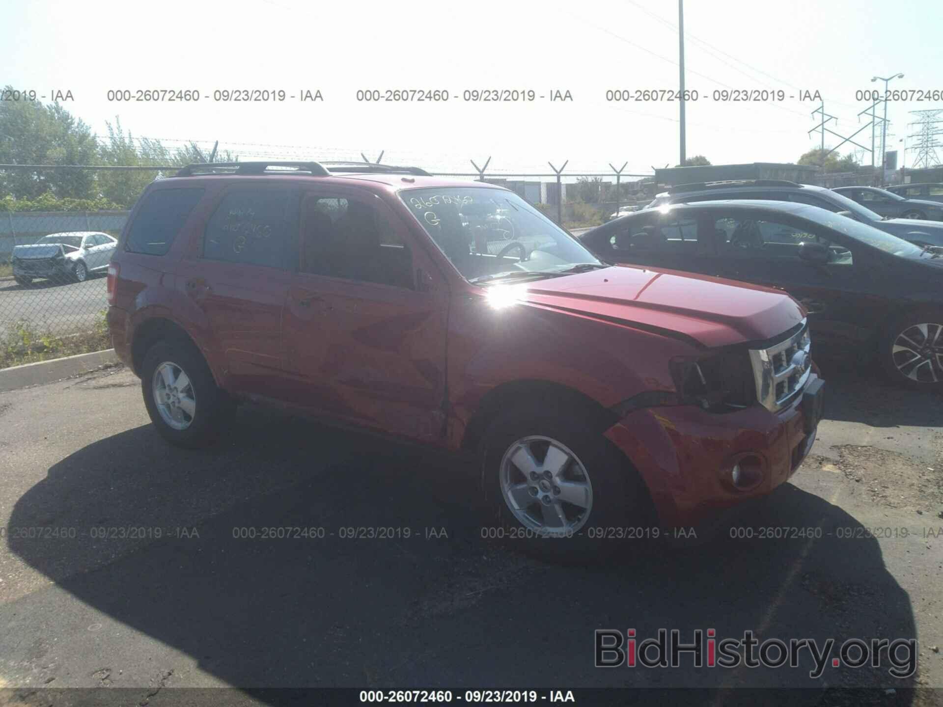 Photo 1FMCU9DG2BKA64167 - FORD ESCAPE 2011