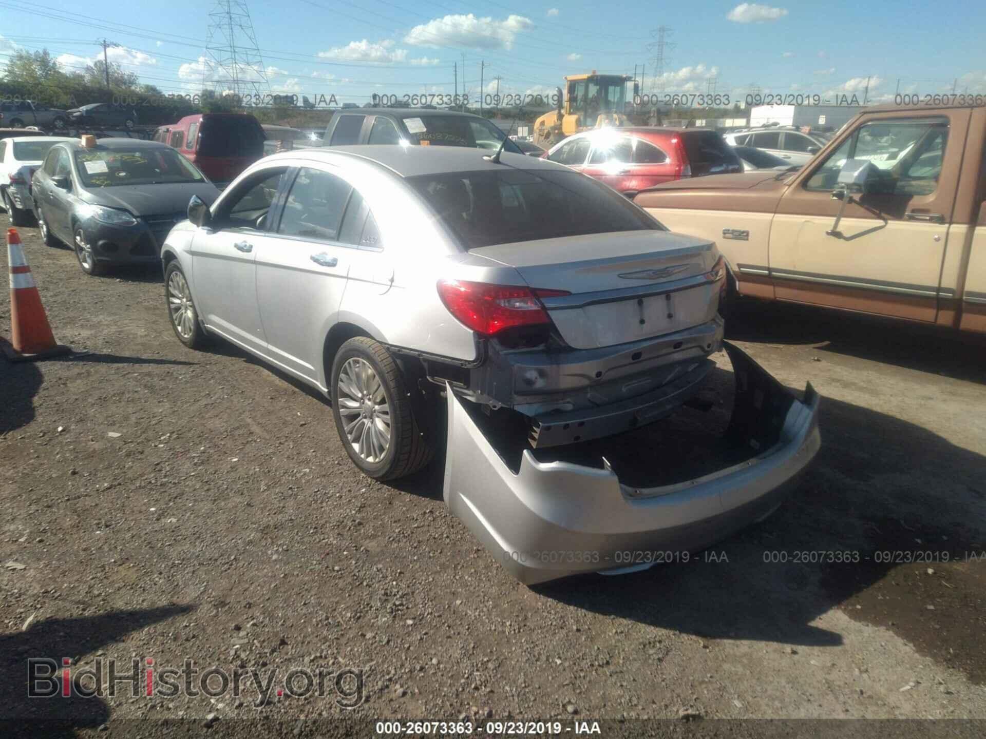 2011 CHRYSLER 200 - VIN: 1C3BC2FB3BN525391 - Фото 3