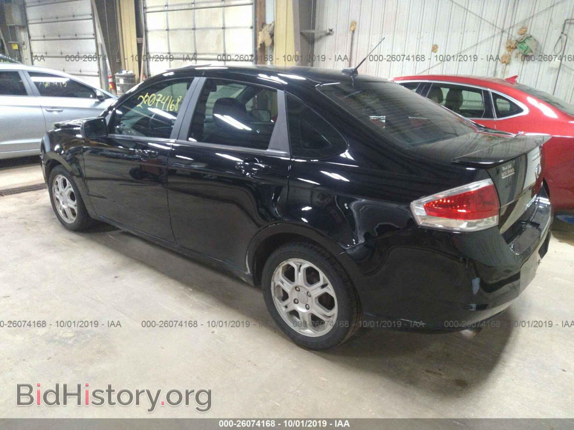 2008 FORD FOCUS - VIN: 1FAHP35N68W272085 - Фото 3
