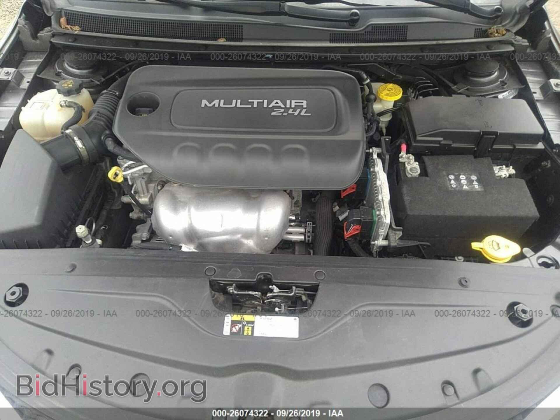 2015 CHRYSLER 200 - VIN: 1C3CCCAB4FN685433 - Фото 10