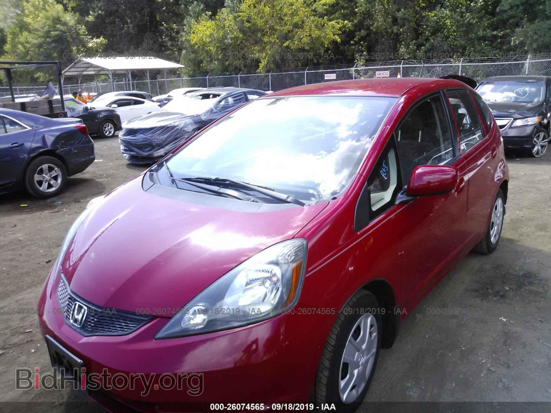 2013 HONDA FIT - VIN: JHMGE8H33DC072892 - Фото 2