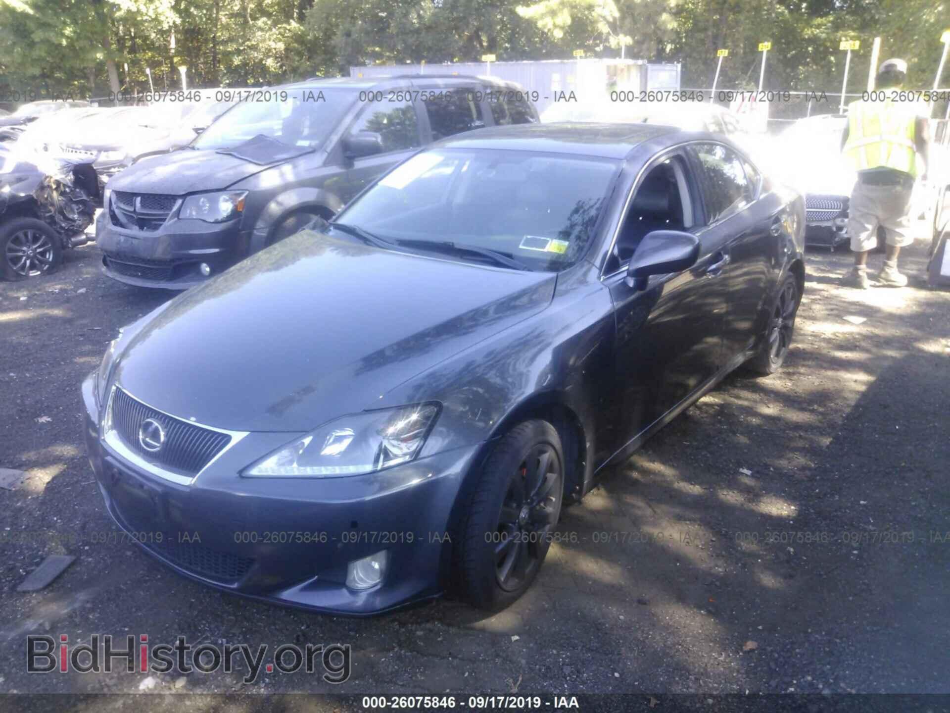2007 LEXUS IS - VIN: JTHCK262472010586 - Photo 2