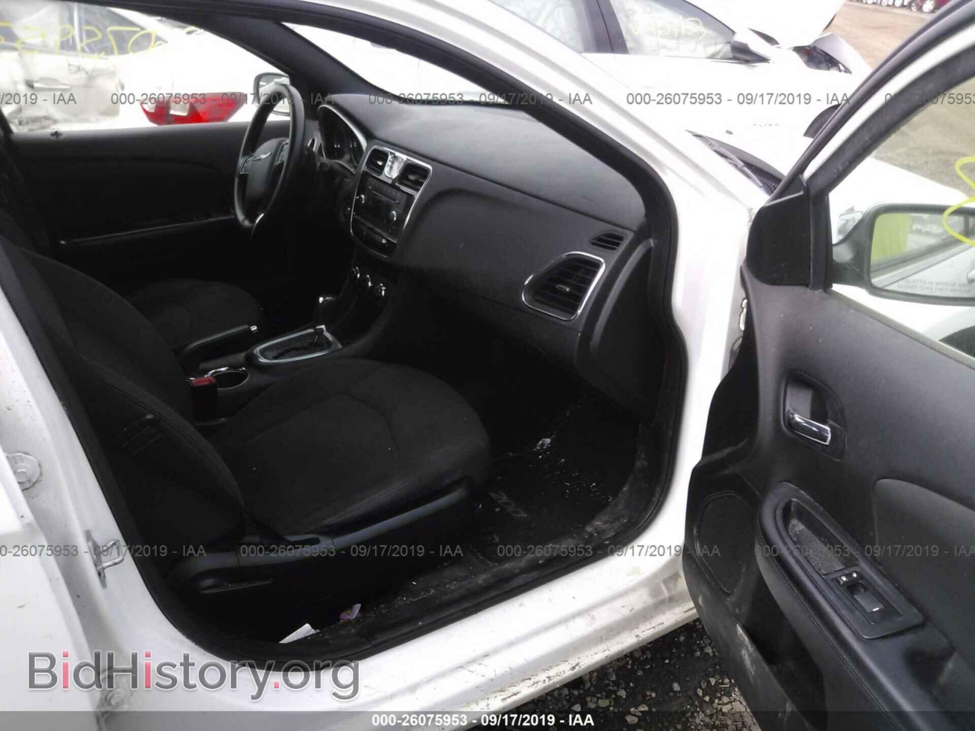 2012 CHRYSLER 200 - VIN: 1C3CCBAB2CN138909 - Photo 5
