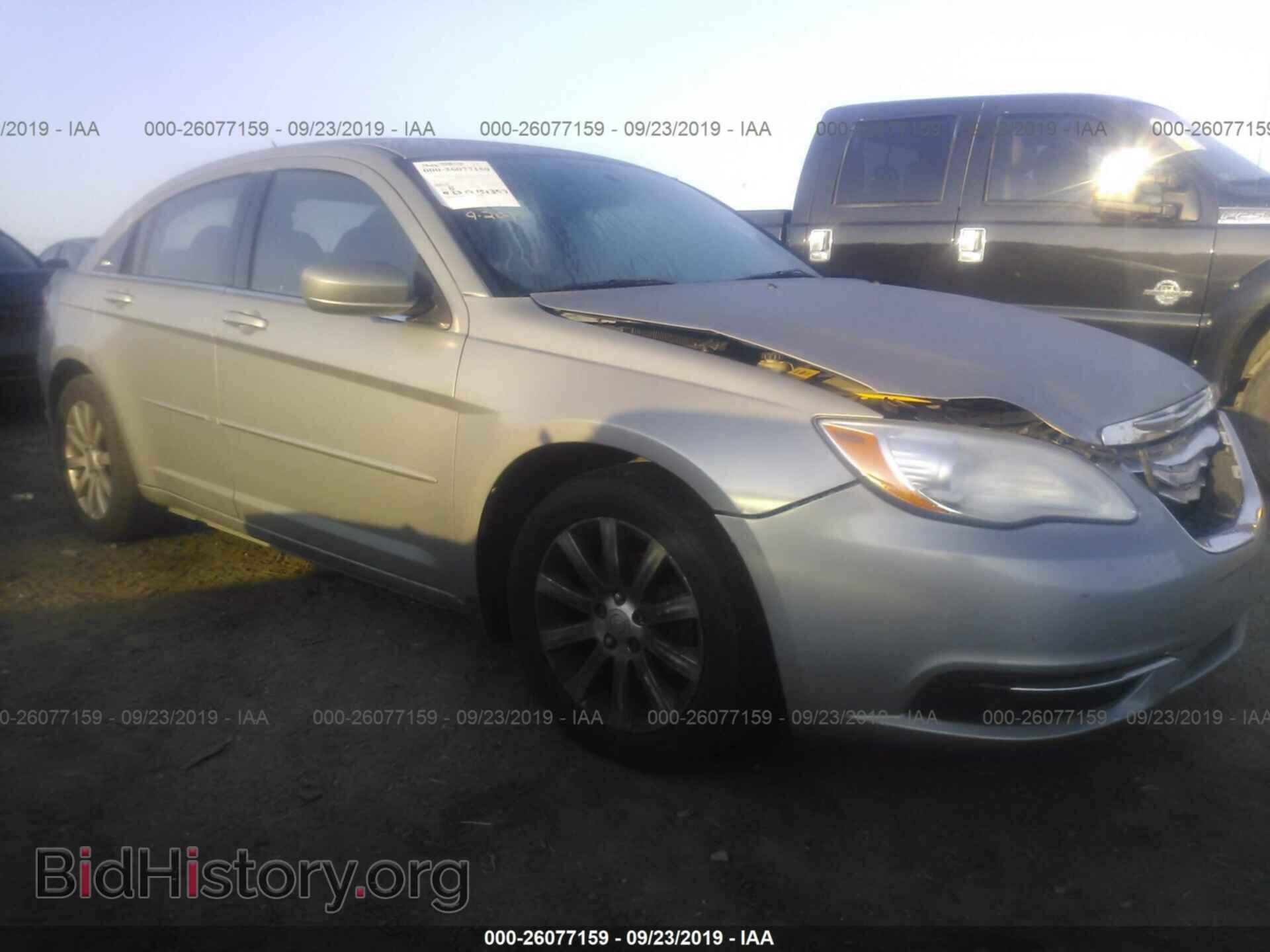 Photo 1C3CCBBB9DN635858 - CHRYSLER 200 2013
