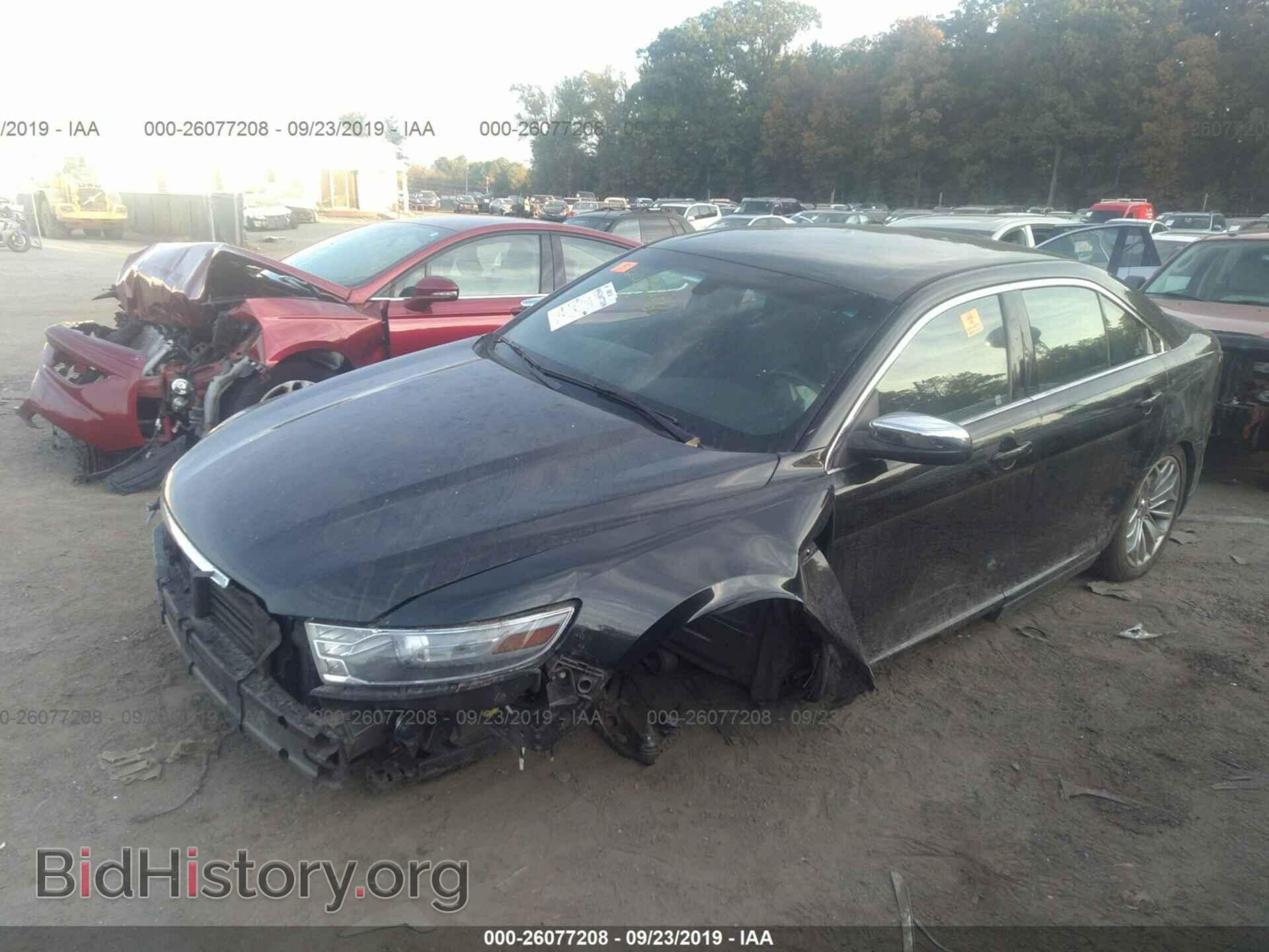 2013 FORD TAURUS - VIN: 1FAHP2F82DG140867 - Фото 2