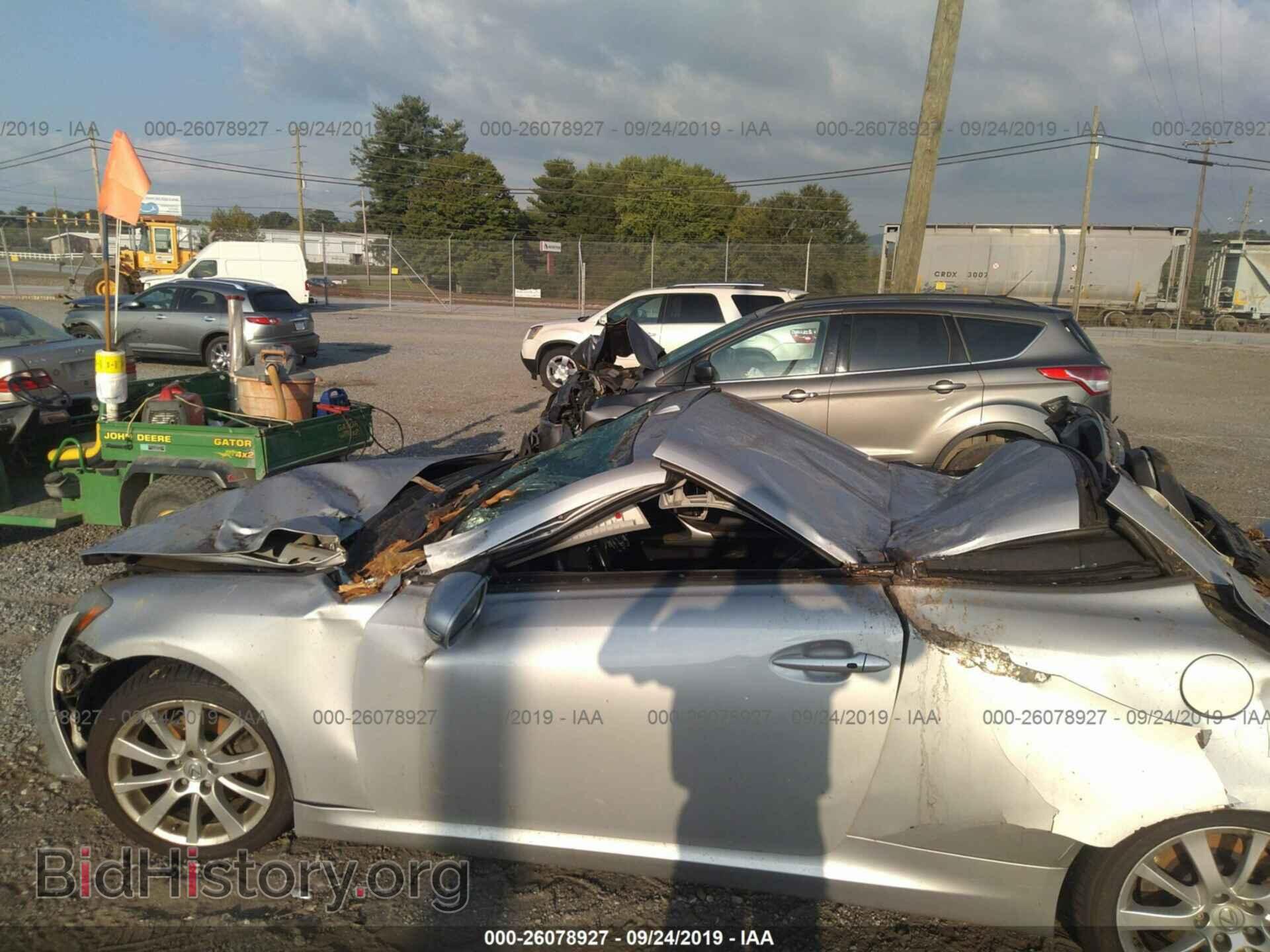 2010 LEXUS IS - VIN: JTHFF2C26A2502257 - Photo 6