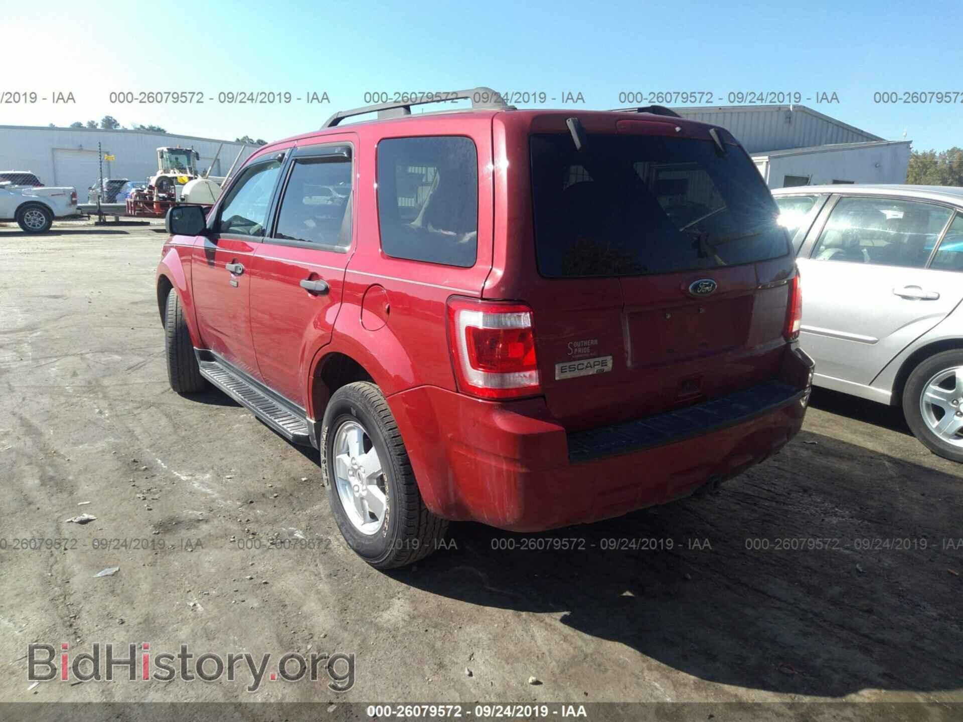 2011 FORD ESCAPE - VIN: 1FMCU0D72BKA60454 - Photo 3